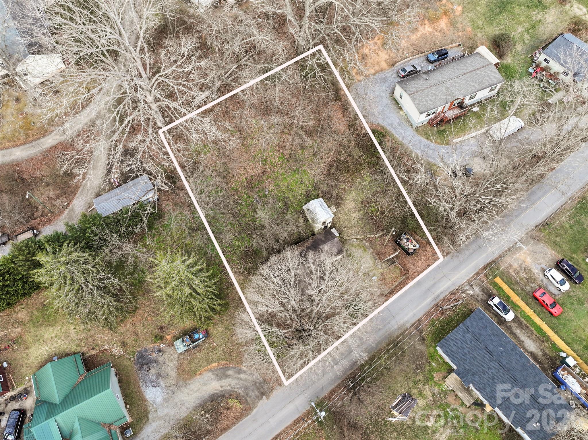75 Travis Street Property Photo 14