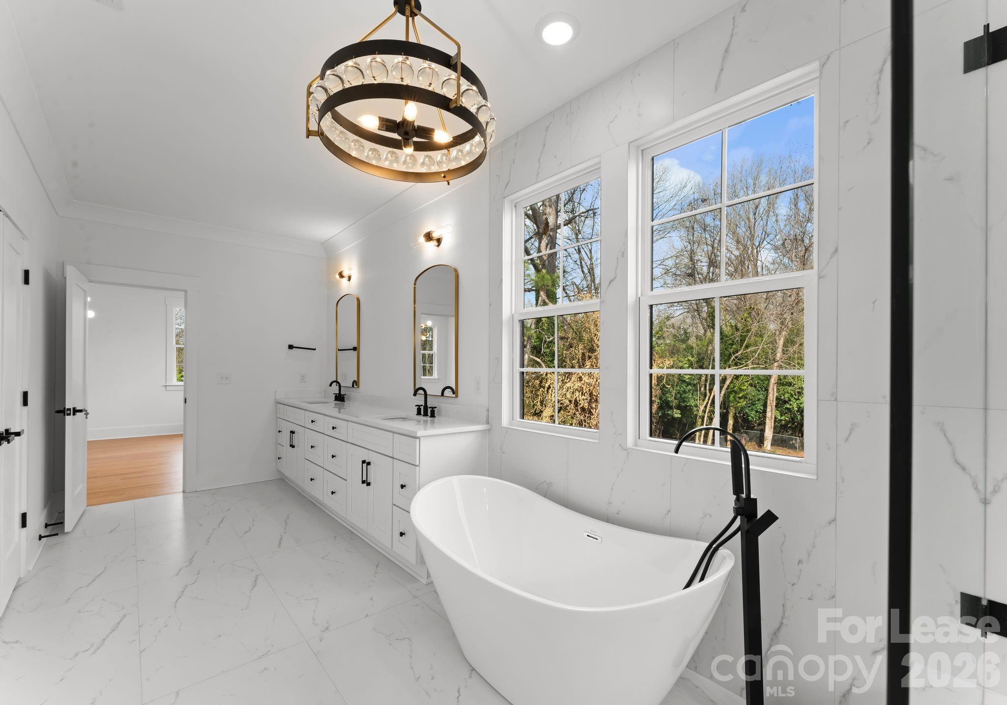 4345 Castleton Road Property Photo 23