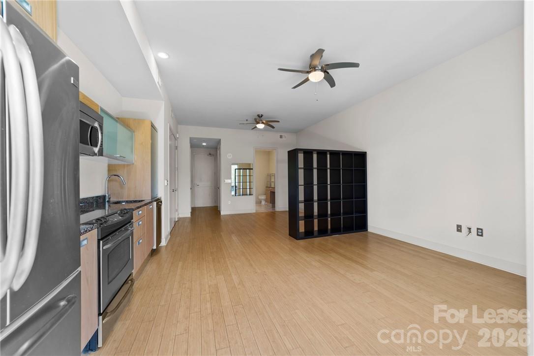1133 Metropolitan Avenue 204 Property Photo 5