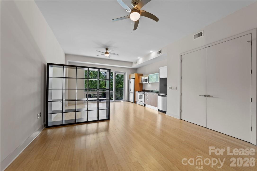 1133 Metropolitan Avenue 204 Property Photo 14
