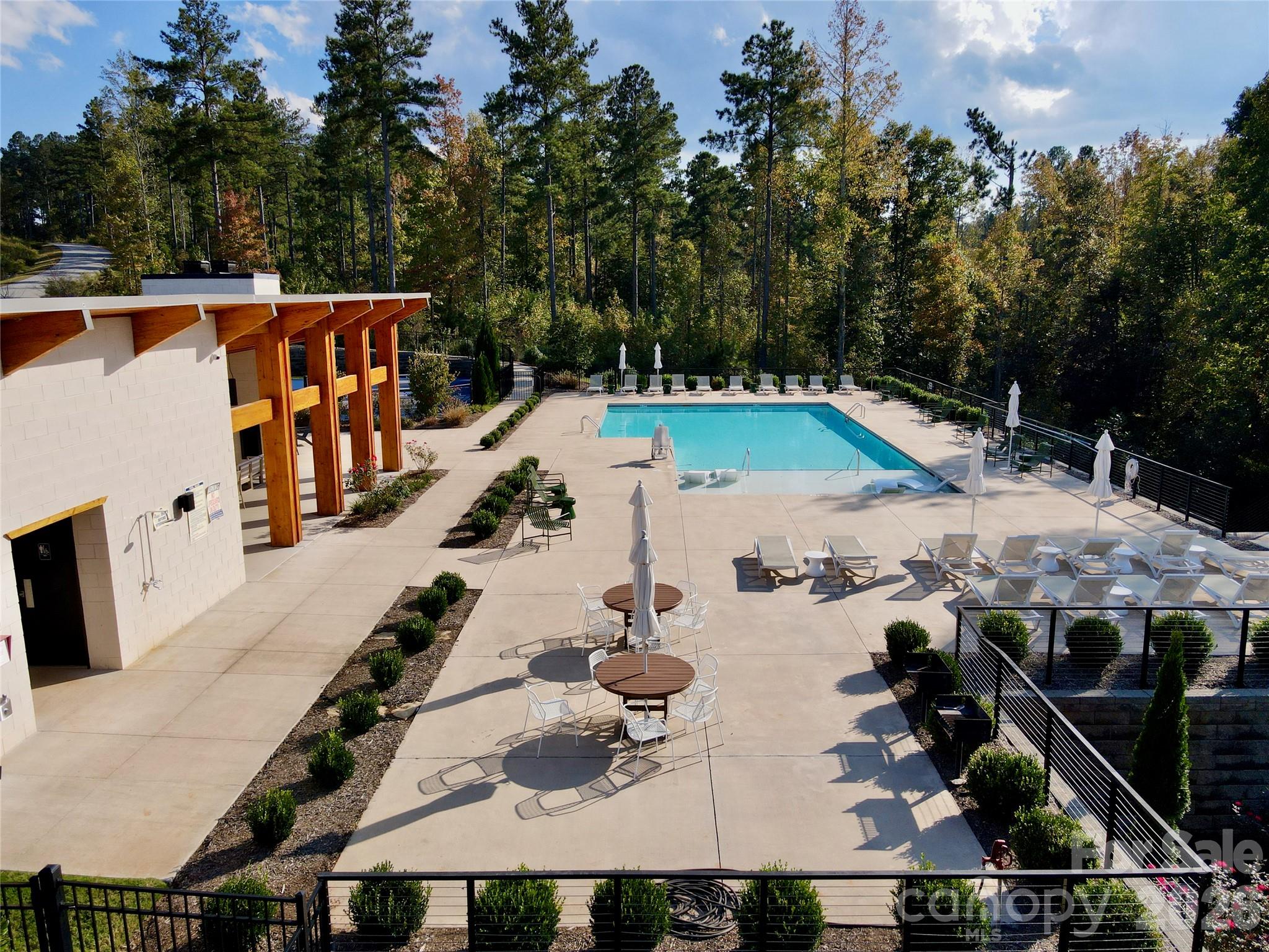 3060 Jumping Run Property Photo 7