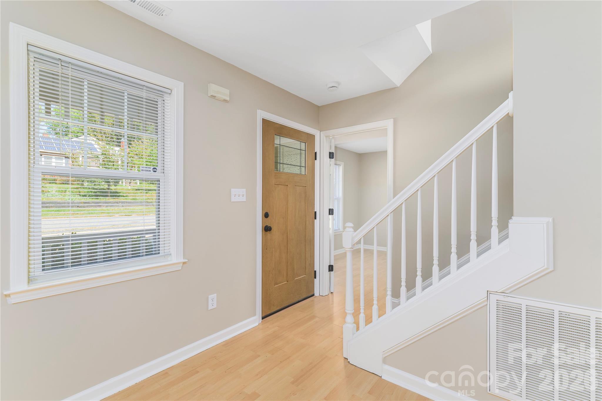 17 Sheridan Road Property Photo 5