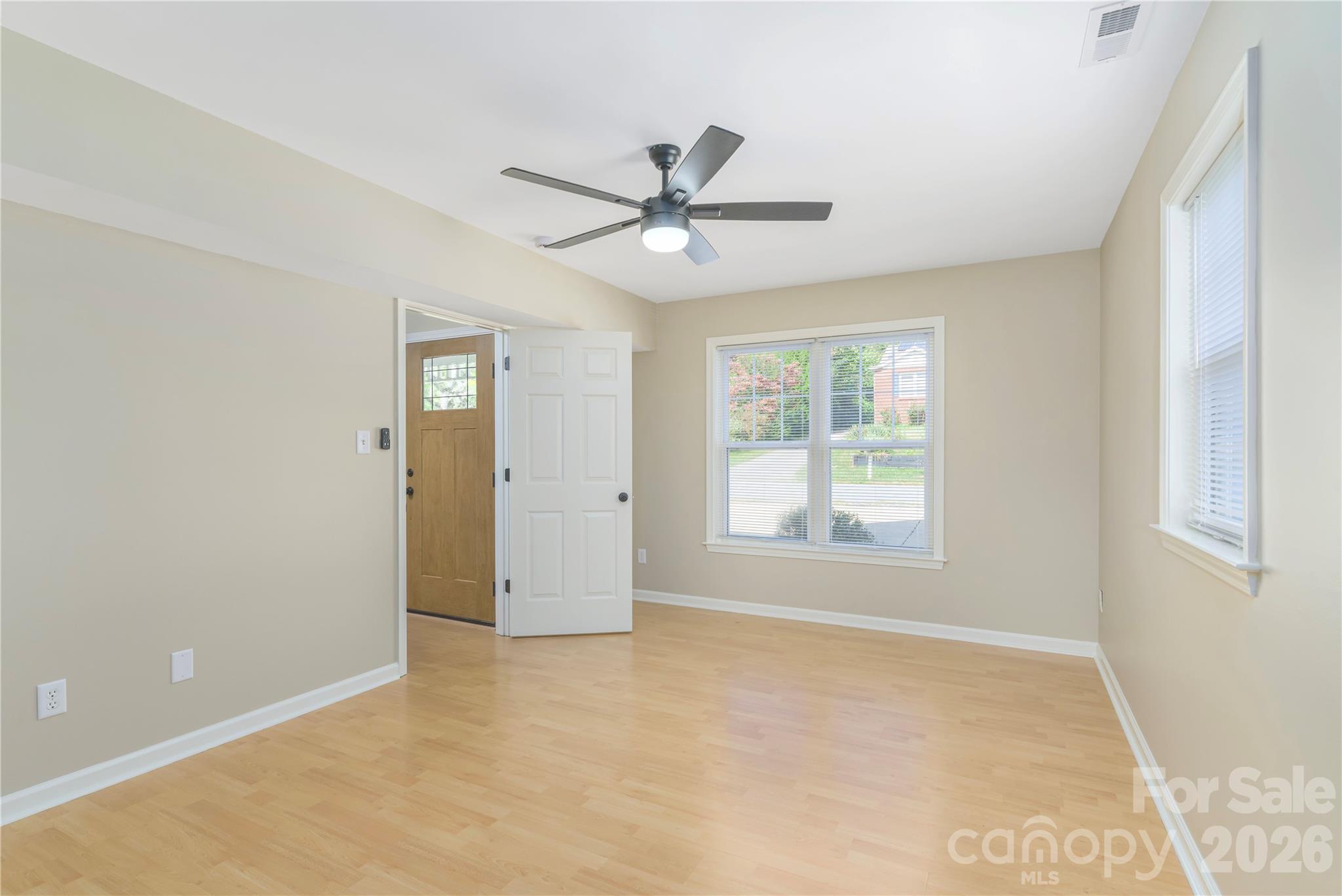 17 Sheridan Road Property Photo 18