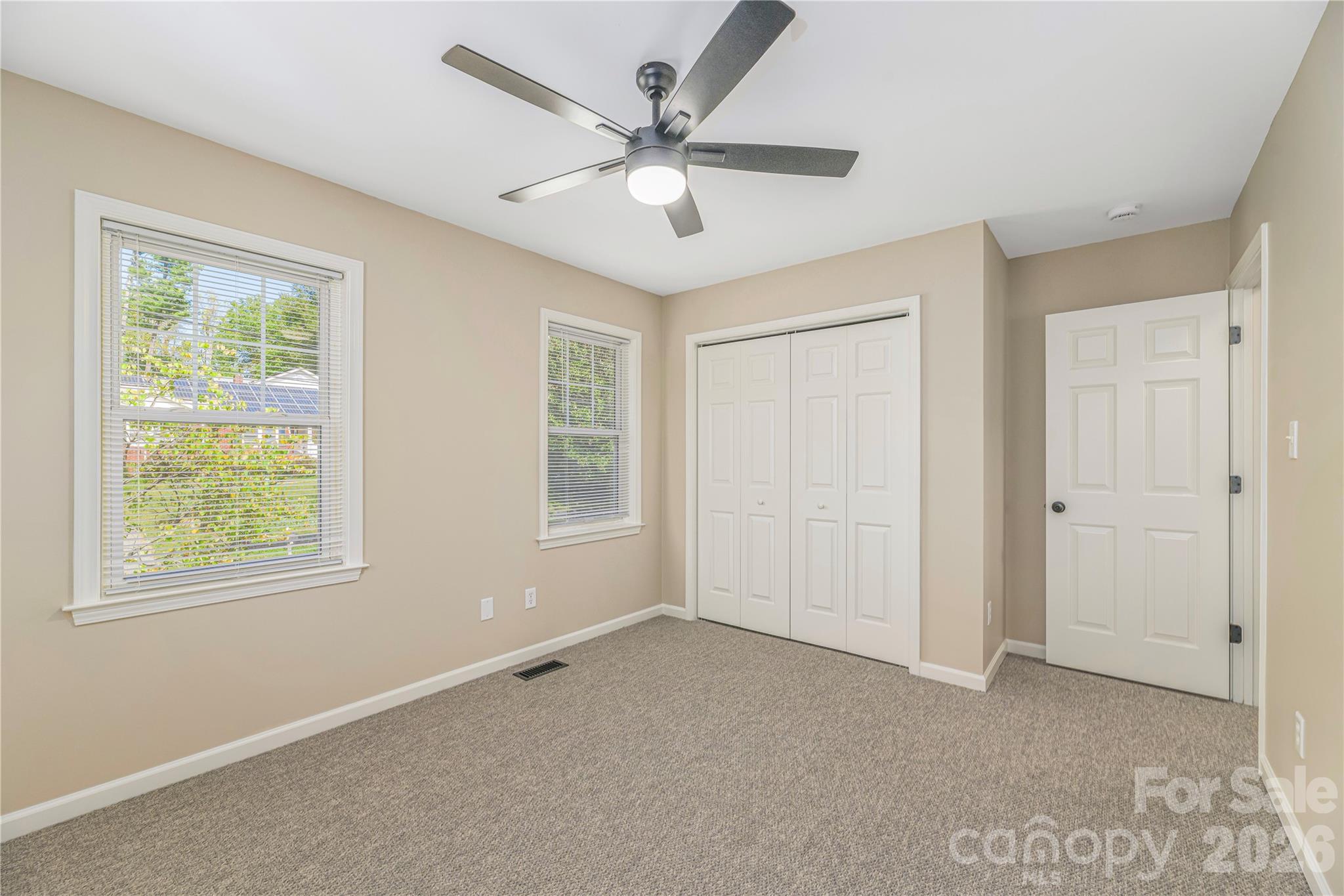 17 Sheridan Road Property Photo 26