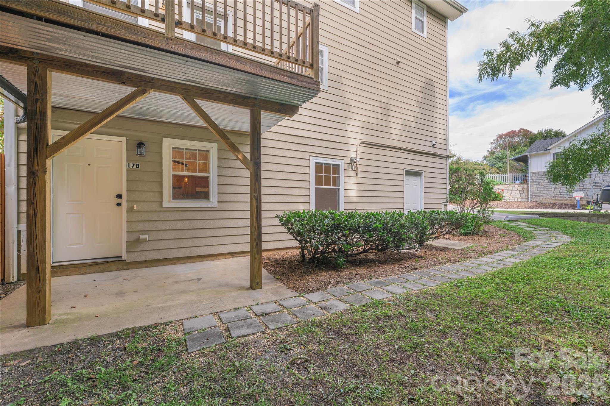 17 Sheridan Road Property Photo 29