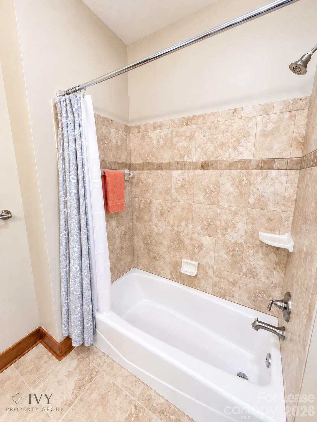 220 Rainbow Terrace Property Photo 20