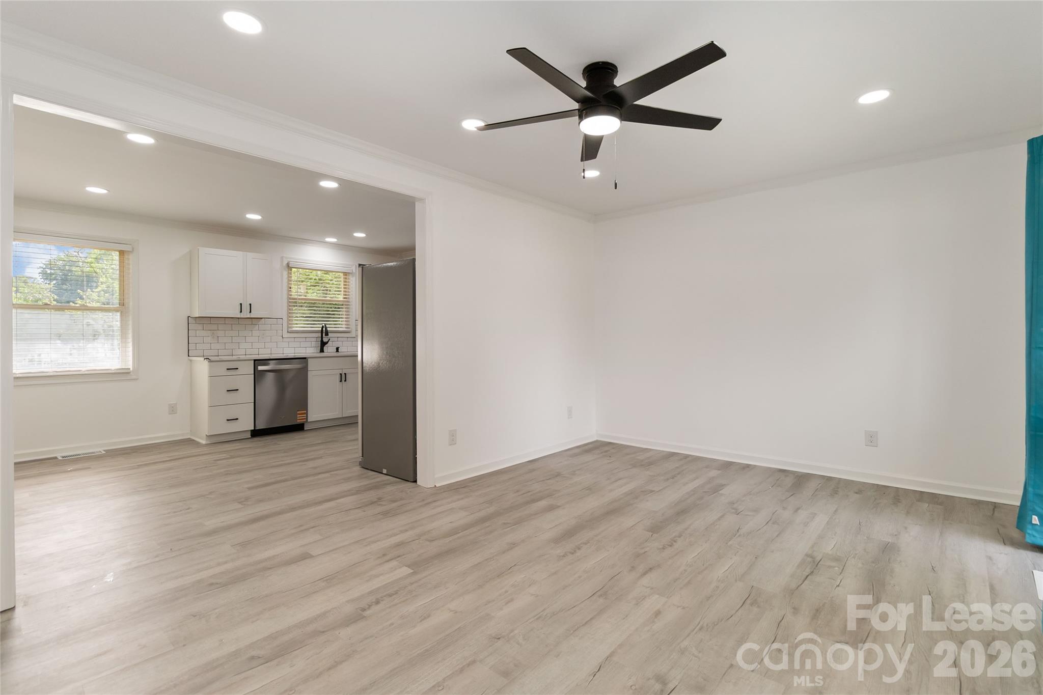 1022 Delmar Lane Property Photo 4