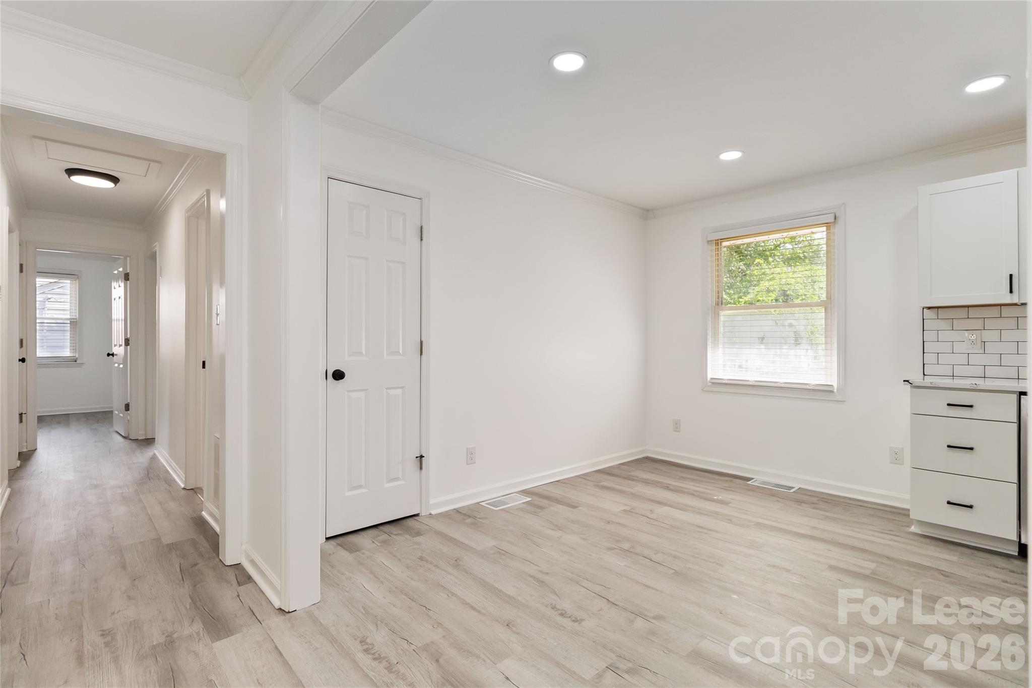 1022 Delmar Lane Property Photo 7