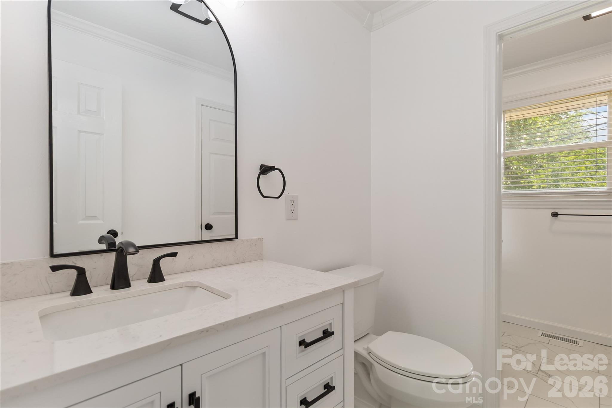 1022 Delmar Lane Property Photo 9