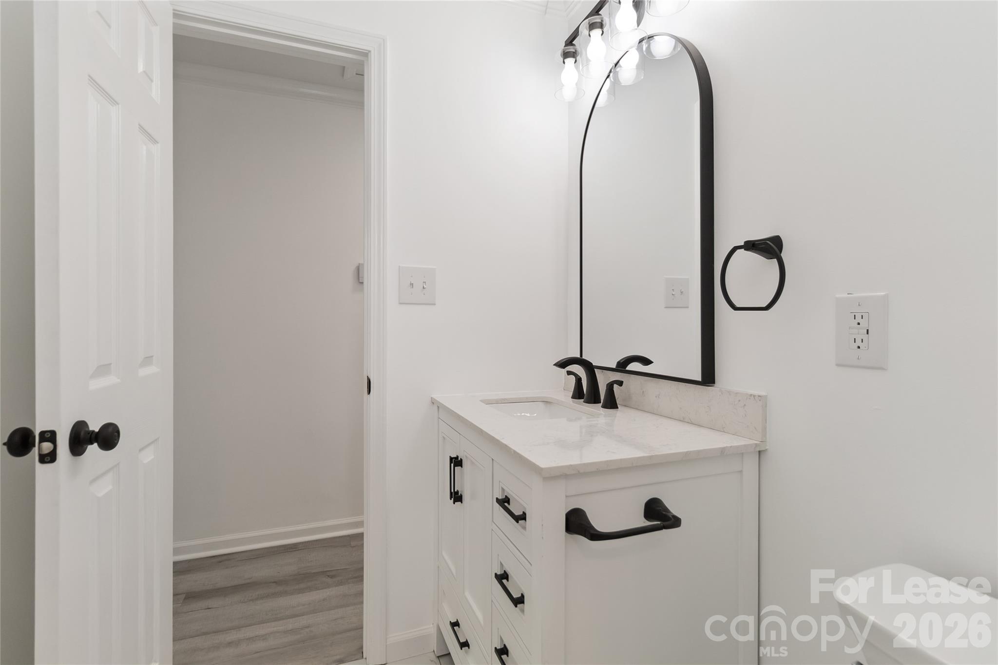 1022 Delmar Lane Property Photo 12