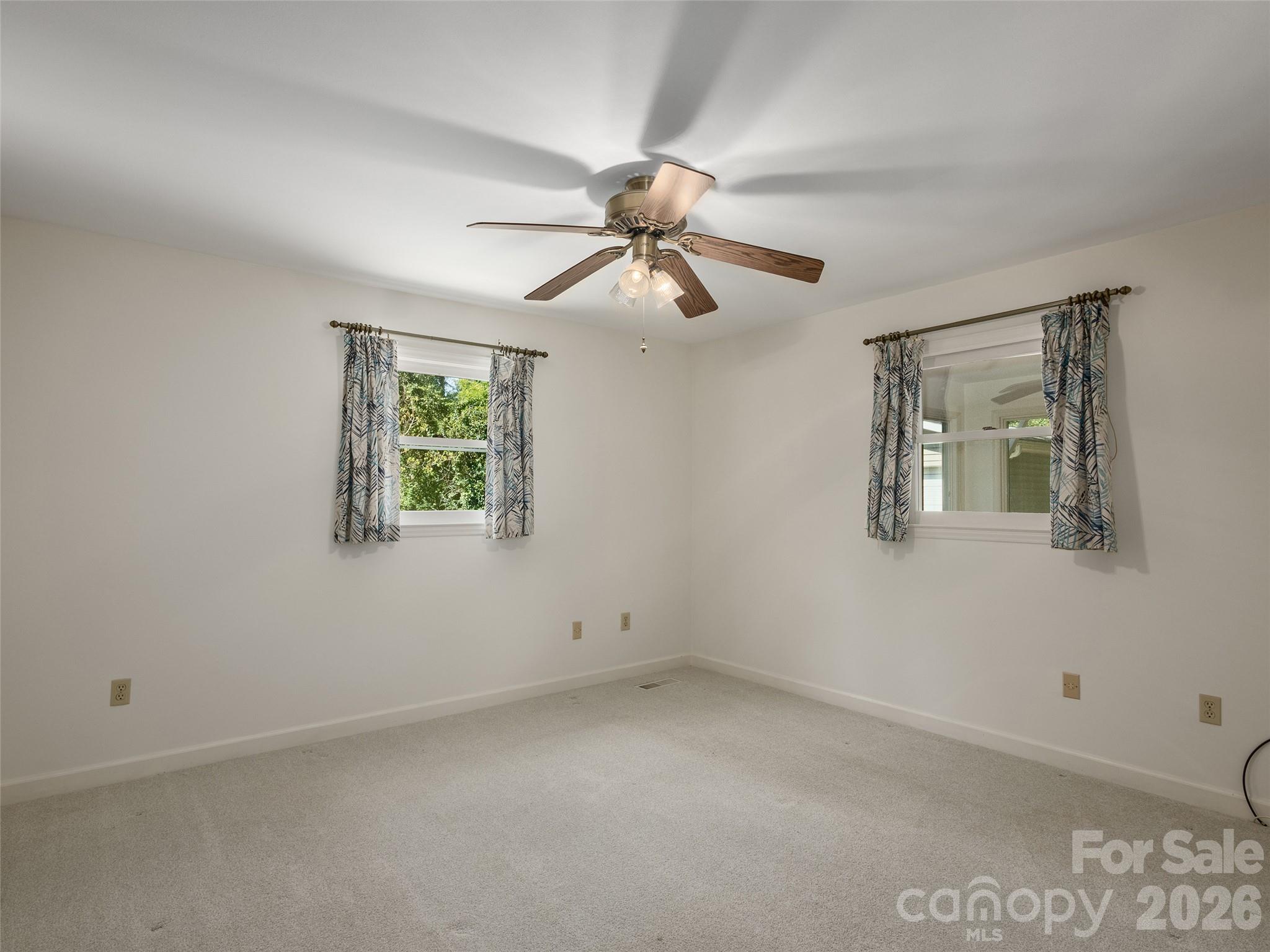 16 Ben Lippen Road Property Photo 13