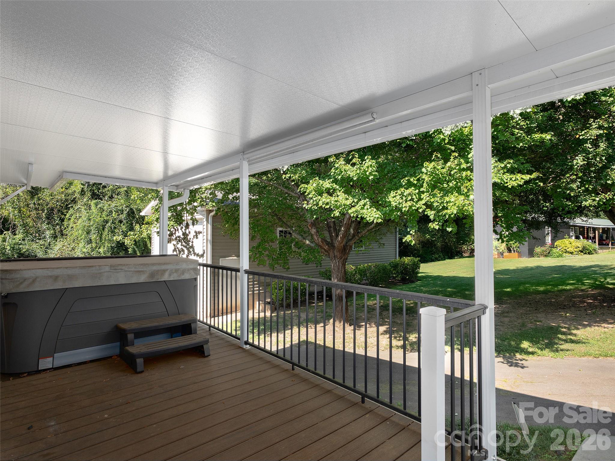 16 Ben Lippen Road Property Photo 18