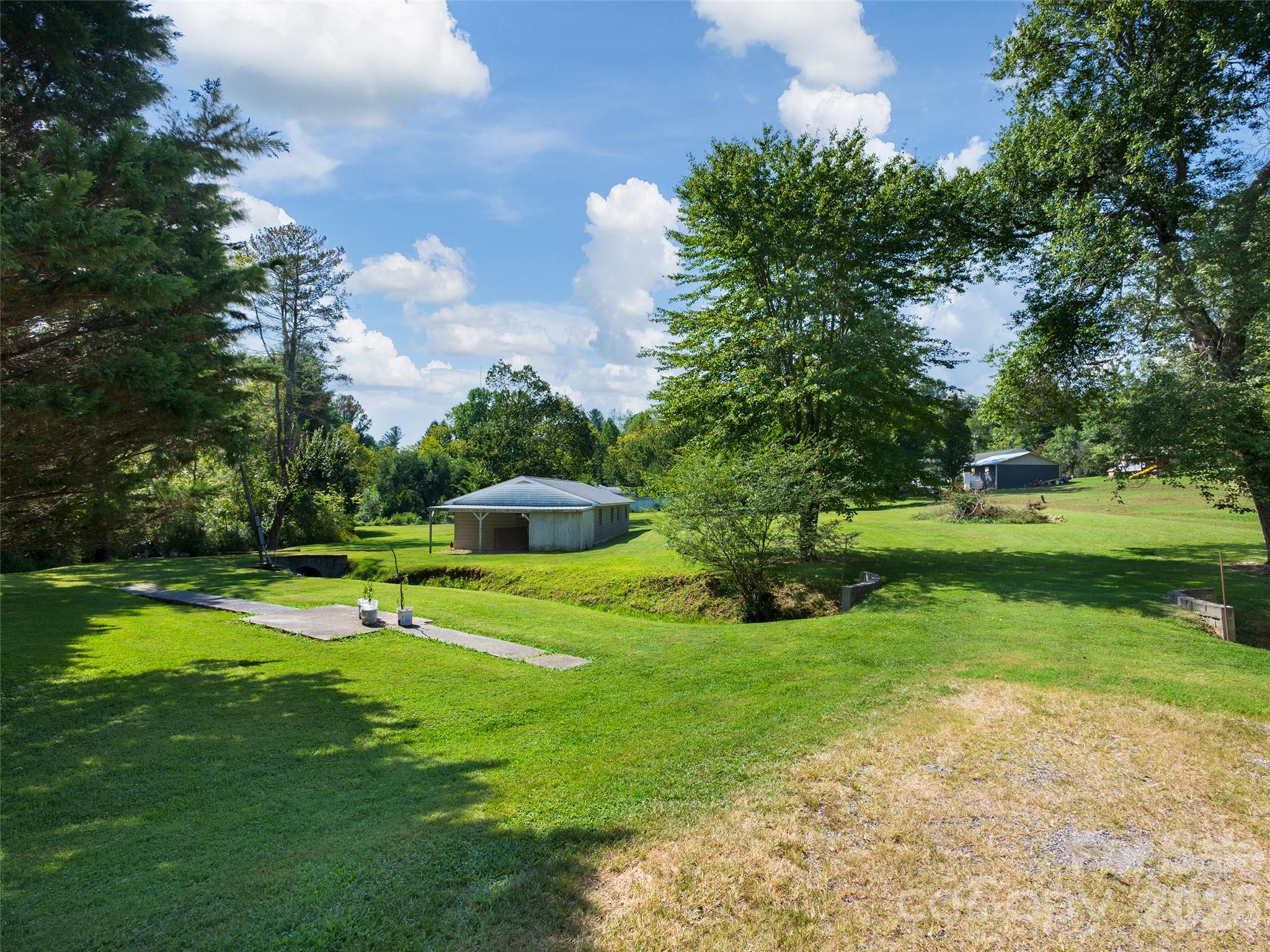 16 Ben Lippen Road Property Photo 26