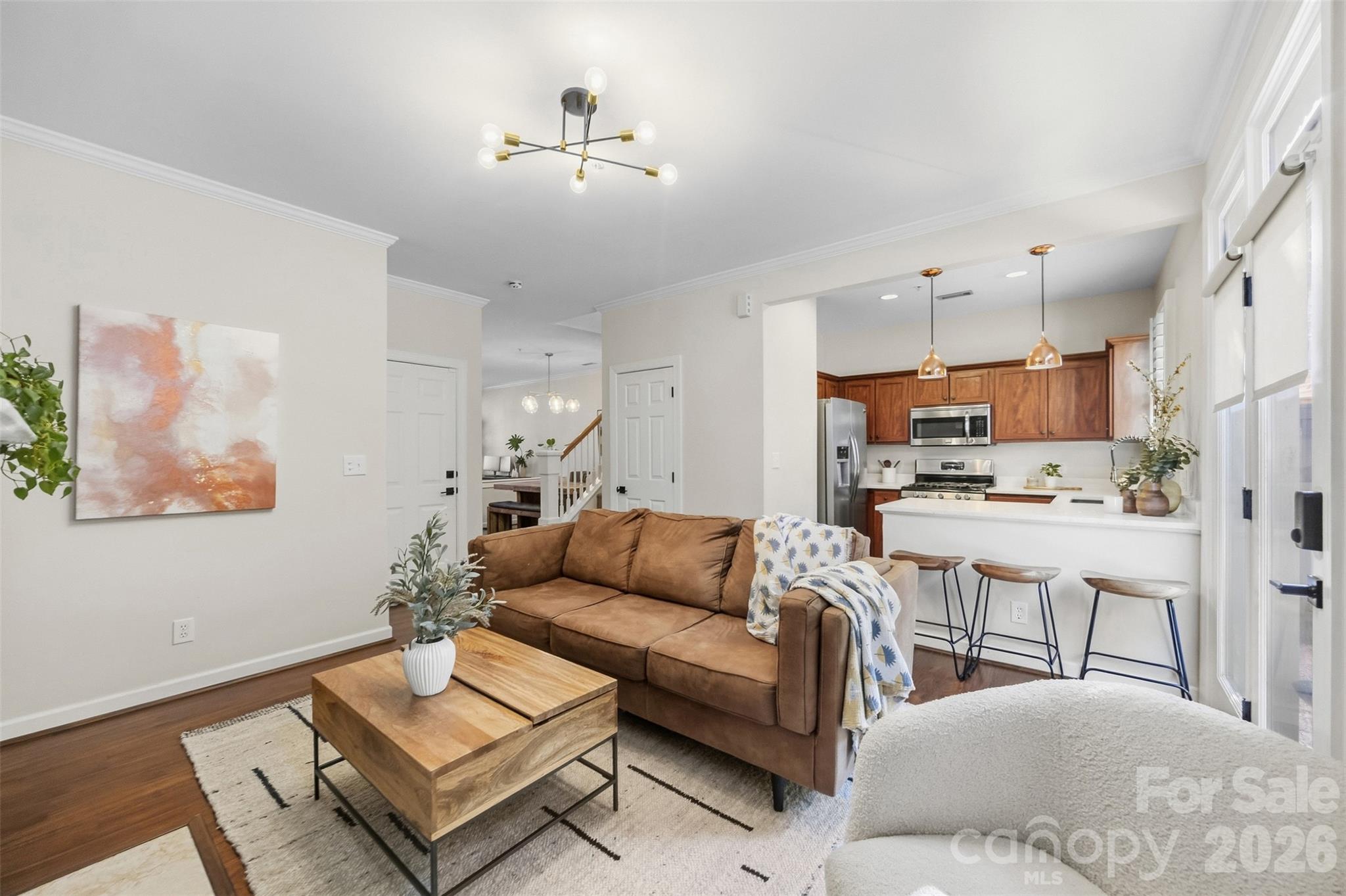 976 Park Slope Drive Property Photo 10