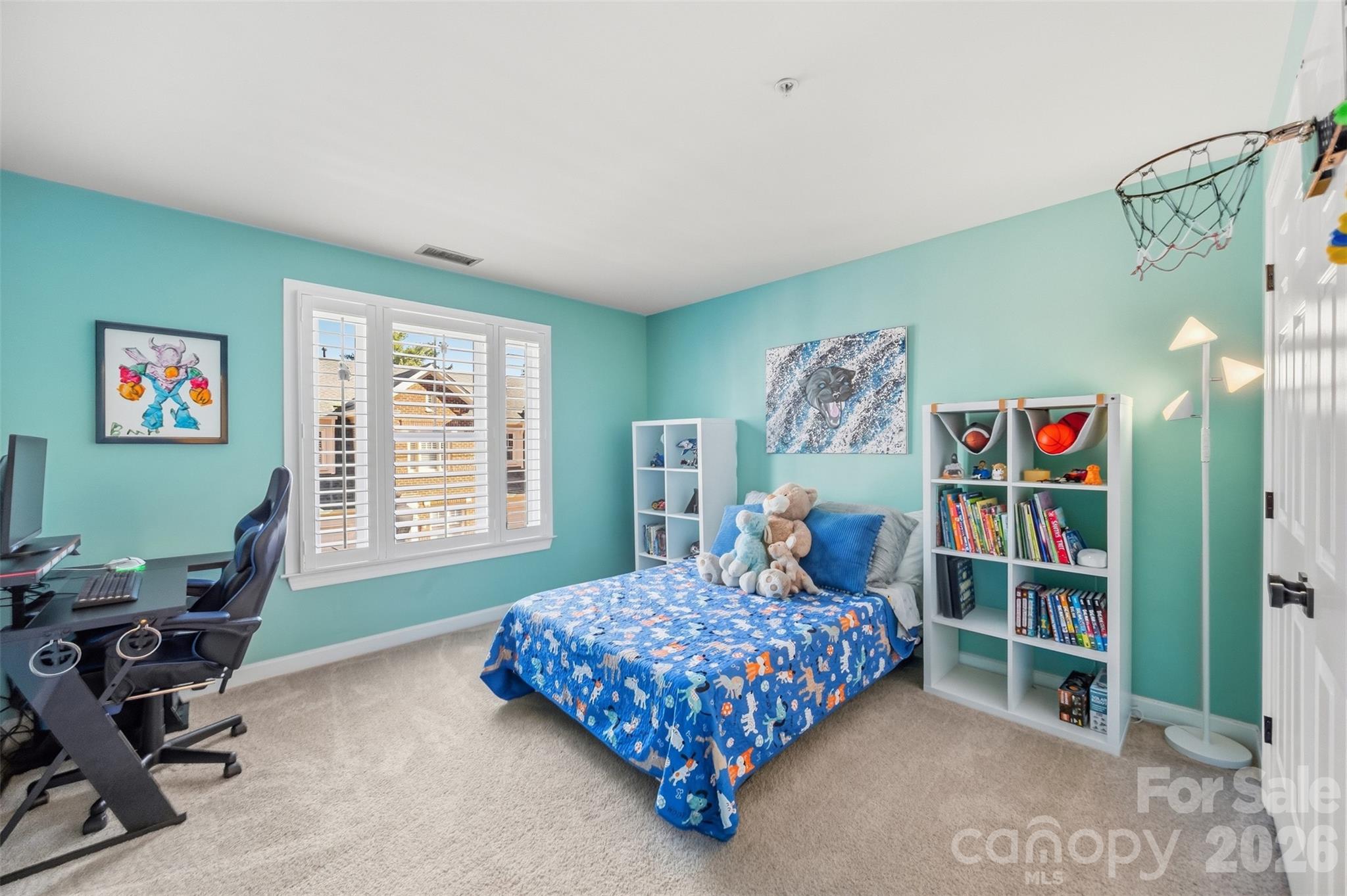 976 Park Slope Drive Property Photo 22