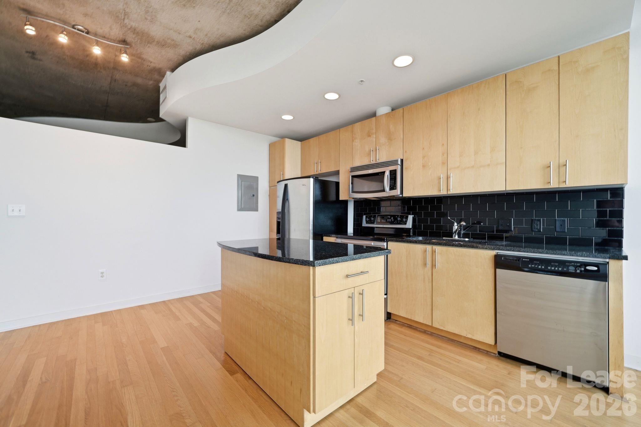 210 N Church Street 1608 Property Photo 7