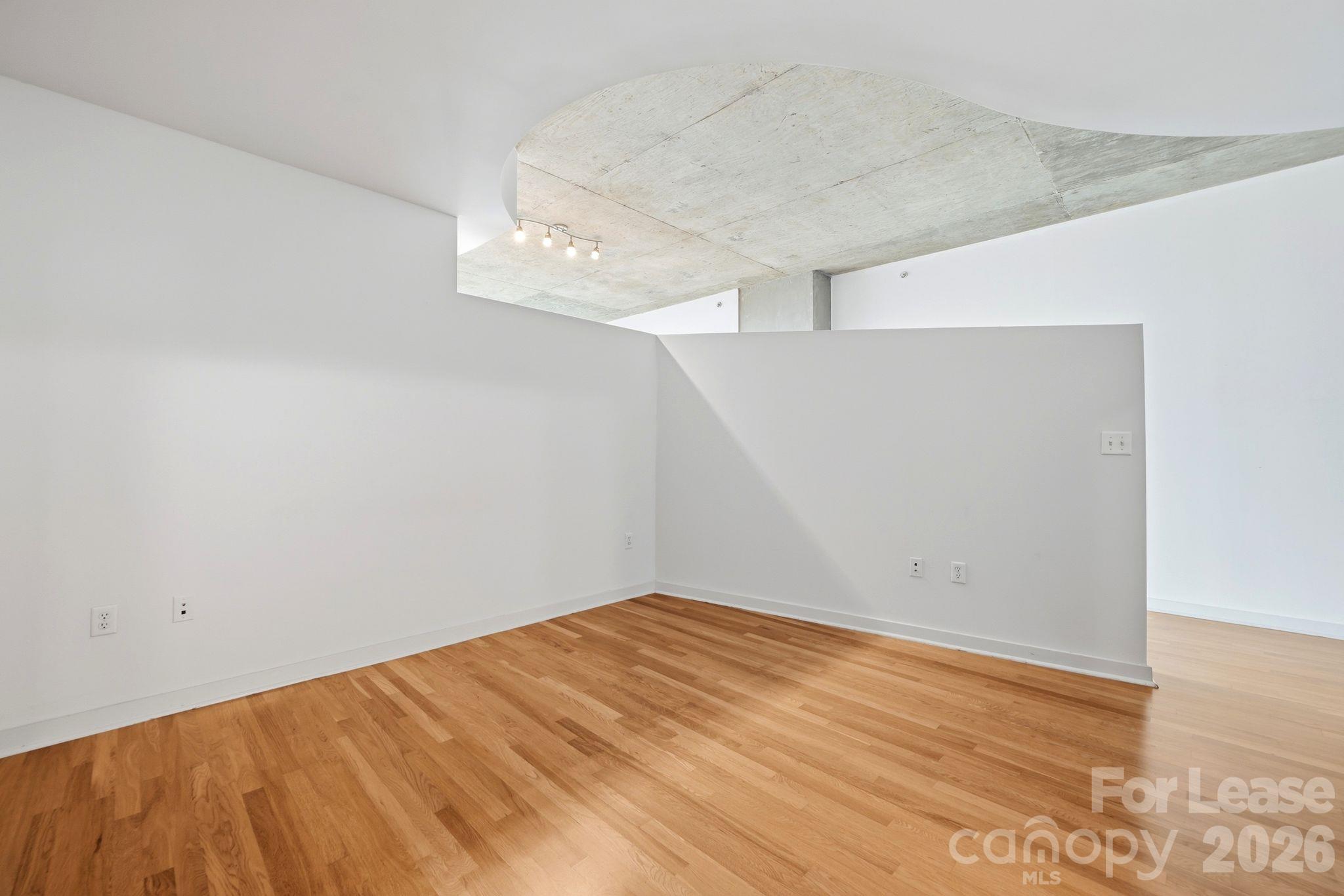 210 N Church Street 1608 Property Photo 23
