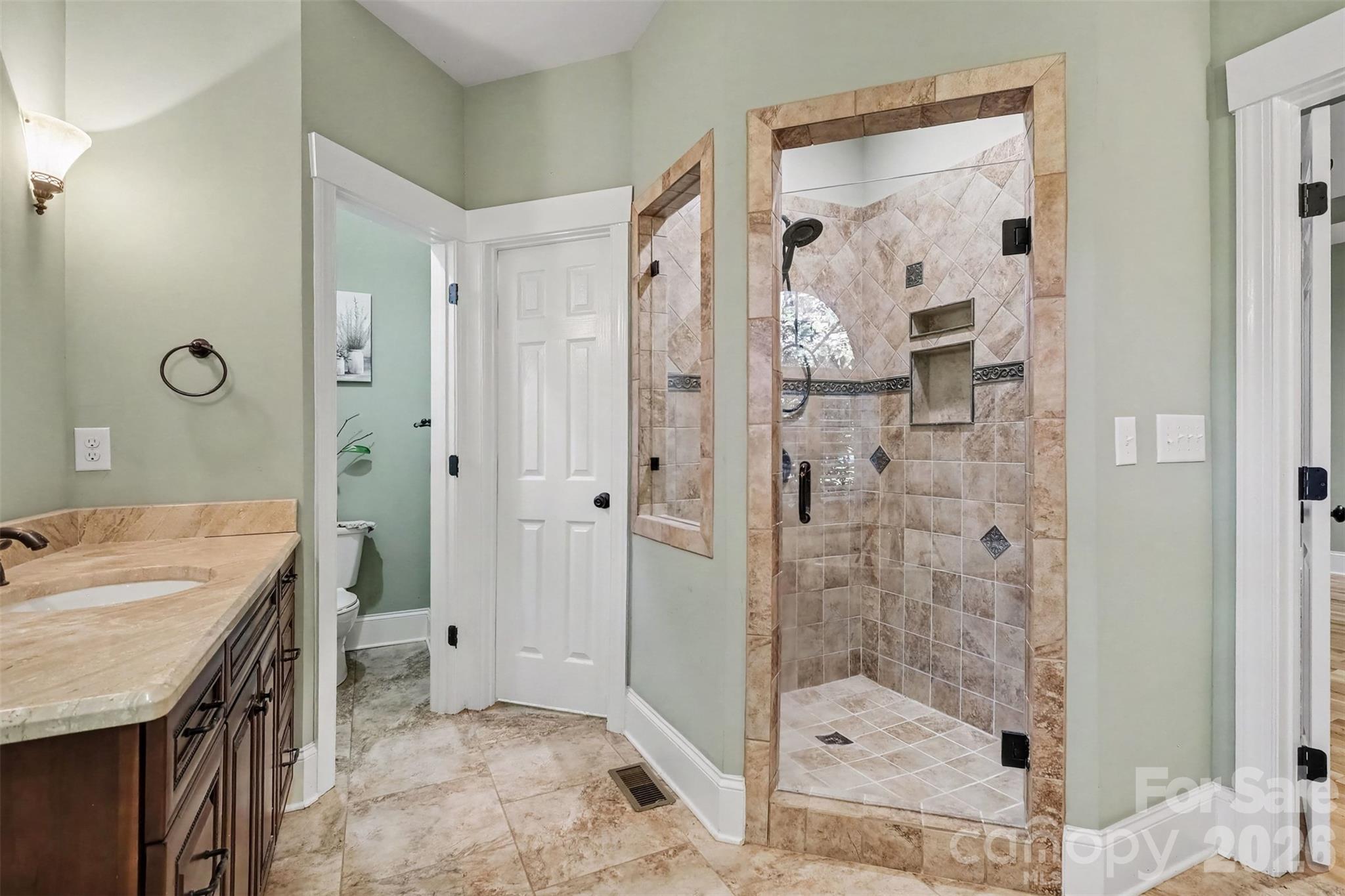 8611 Kerns Meadow Lane Property Photo 22