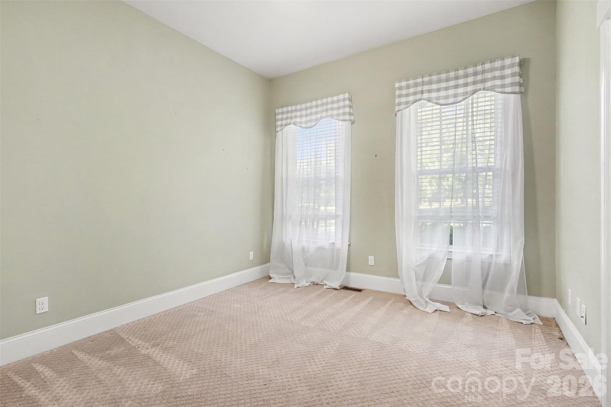 8611 Kerns Meadow Lane Property Photo 23