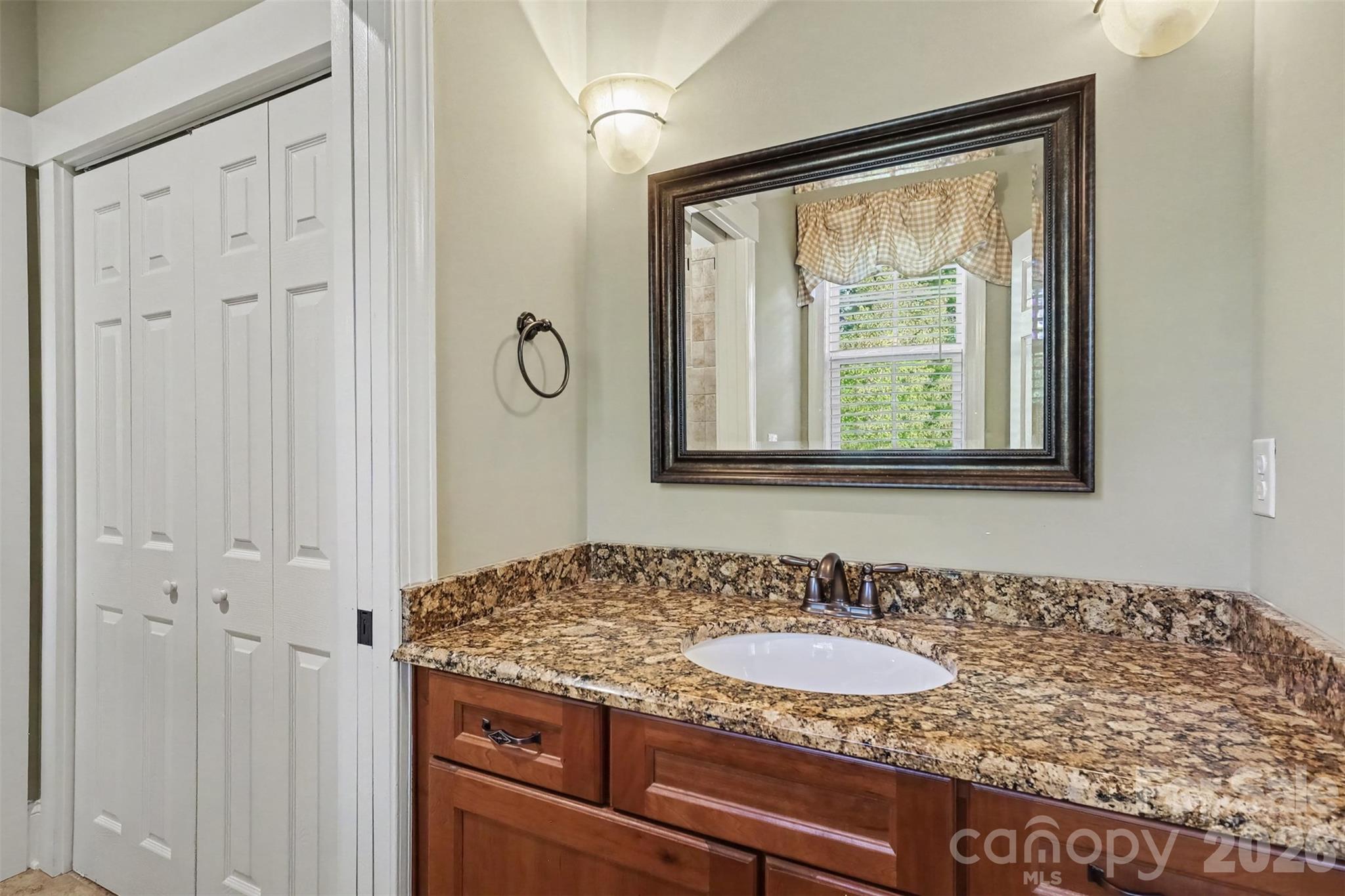 8611 Kerns Meadow Lane Property Photo 25
