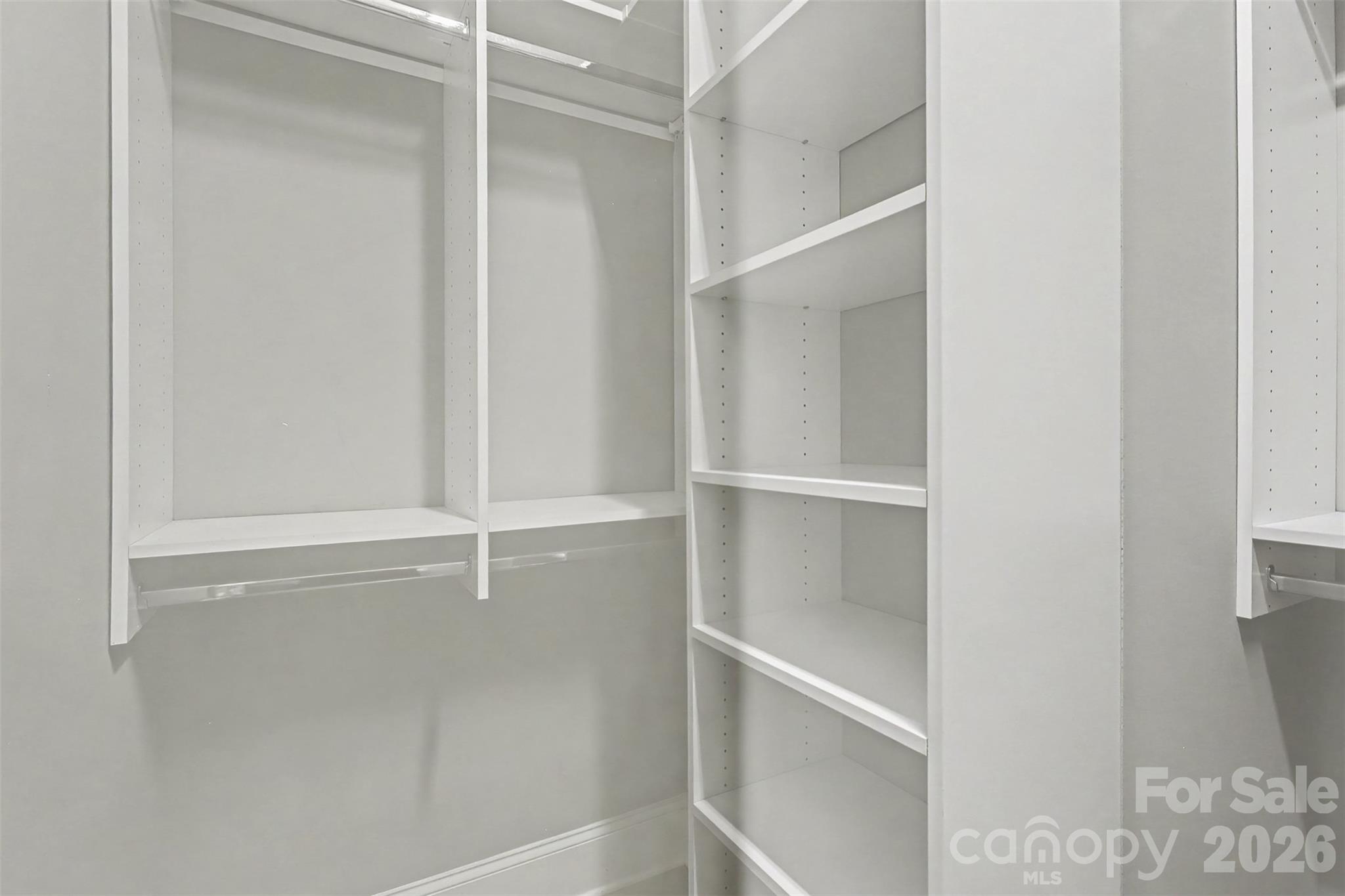 8611 Kerns Meadow Lane Property Photo 27