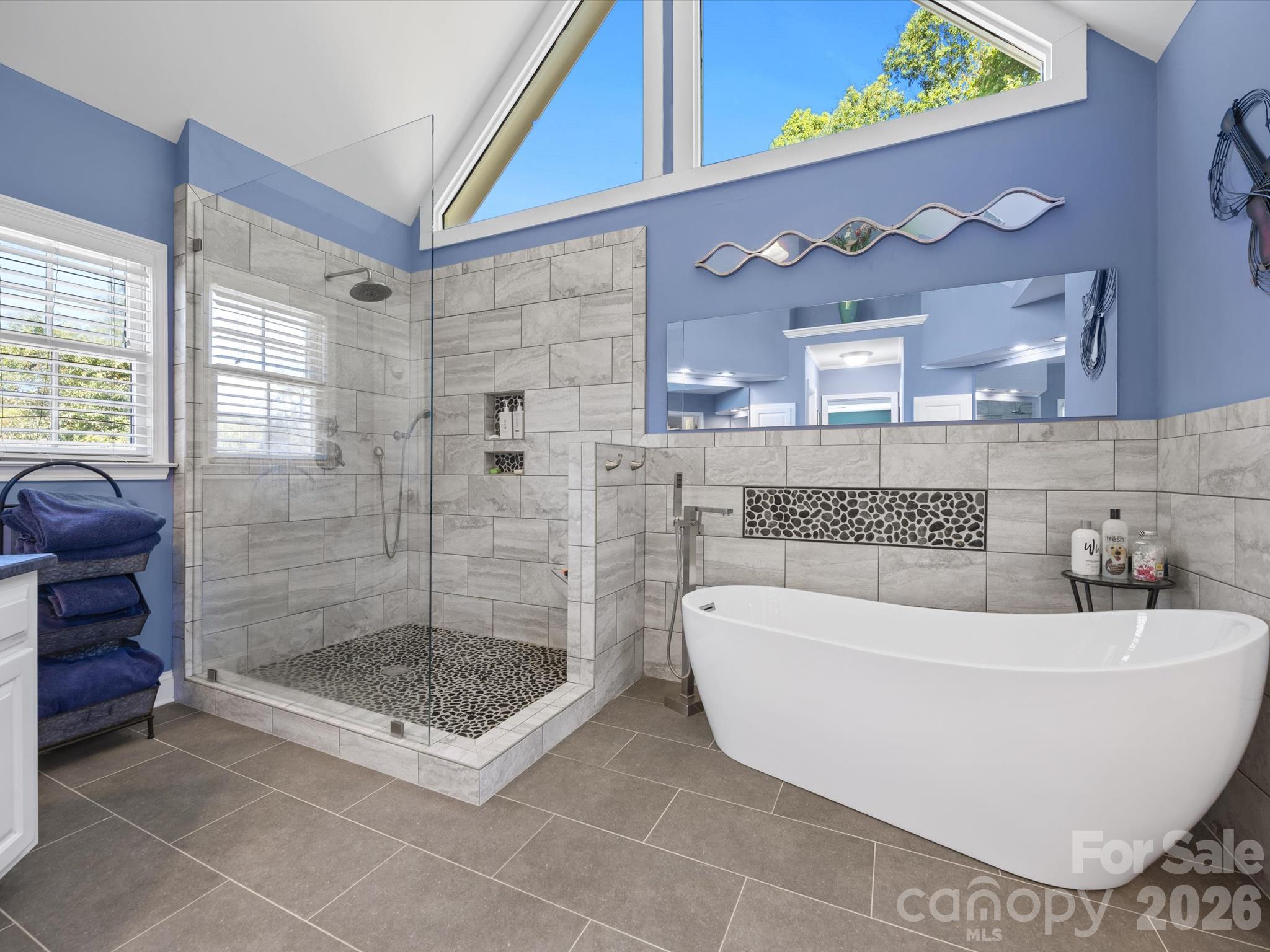 9014 Oxfordshire Court Property Photo 12