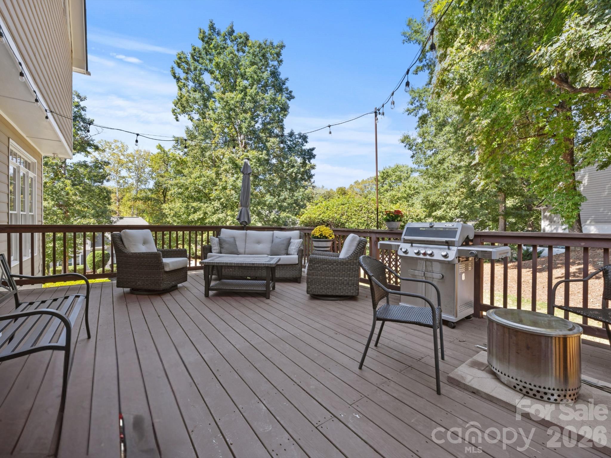 9014 Oxfordshire Court Property Photo 20