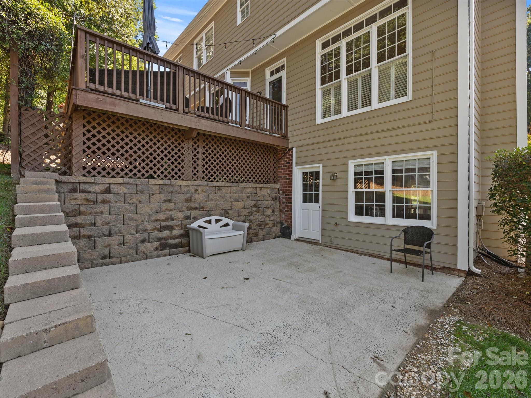 9014 Oxfordshire Court Property Photo 21