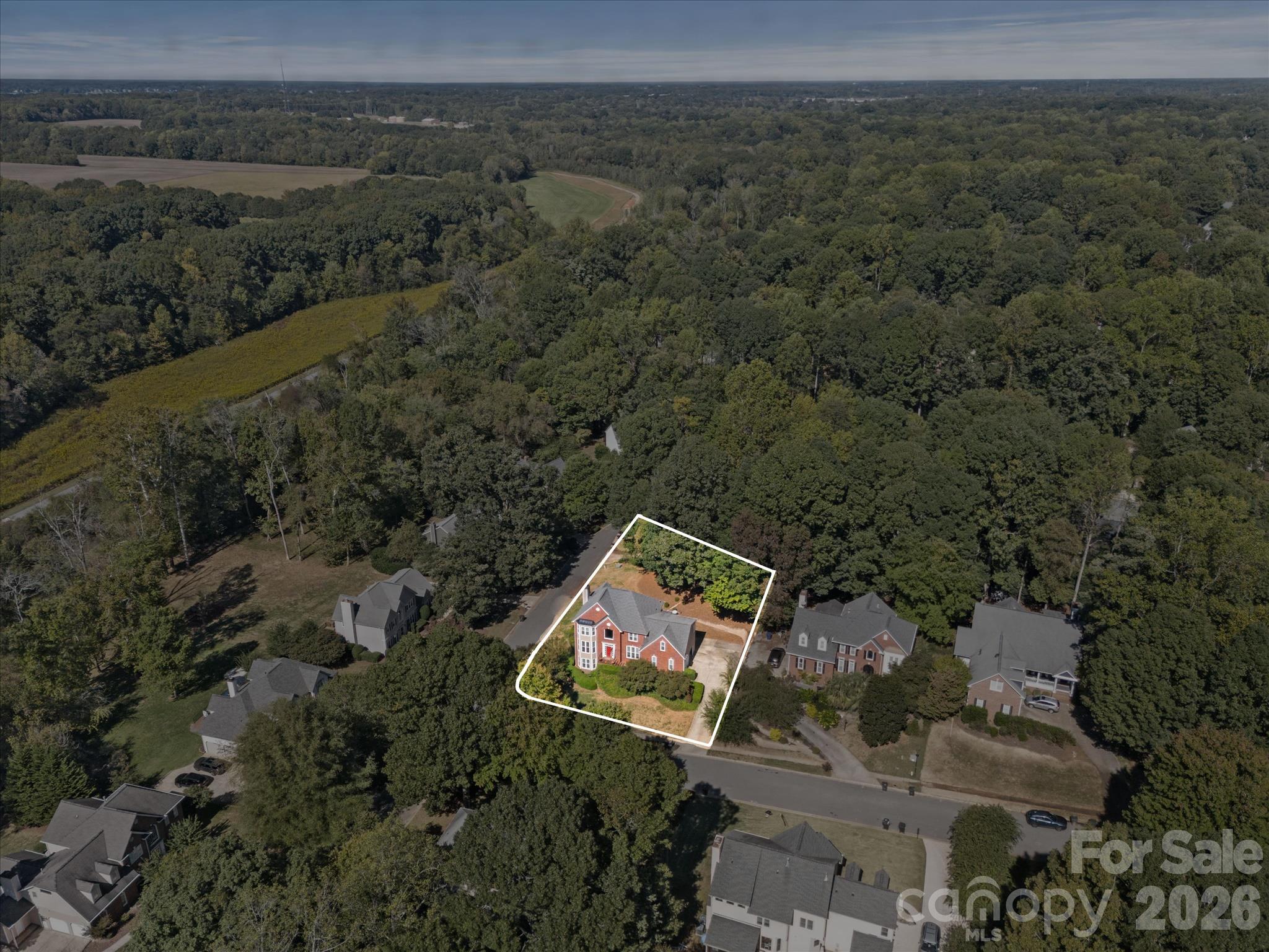 9014 Oxfordshire Court Property Photo 23