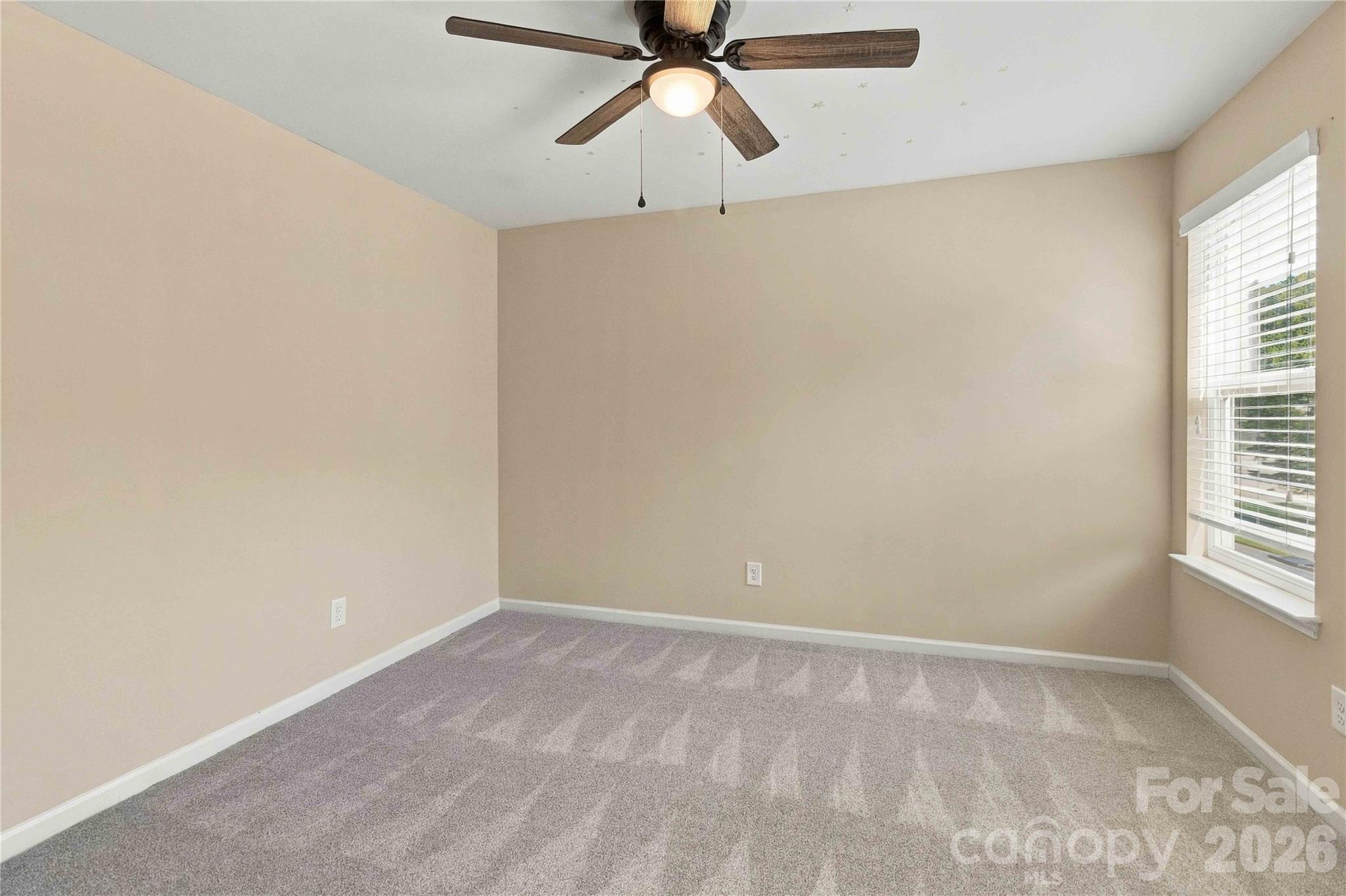 724 Rawlings Place Property Photo 32