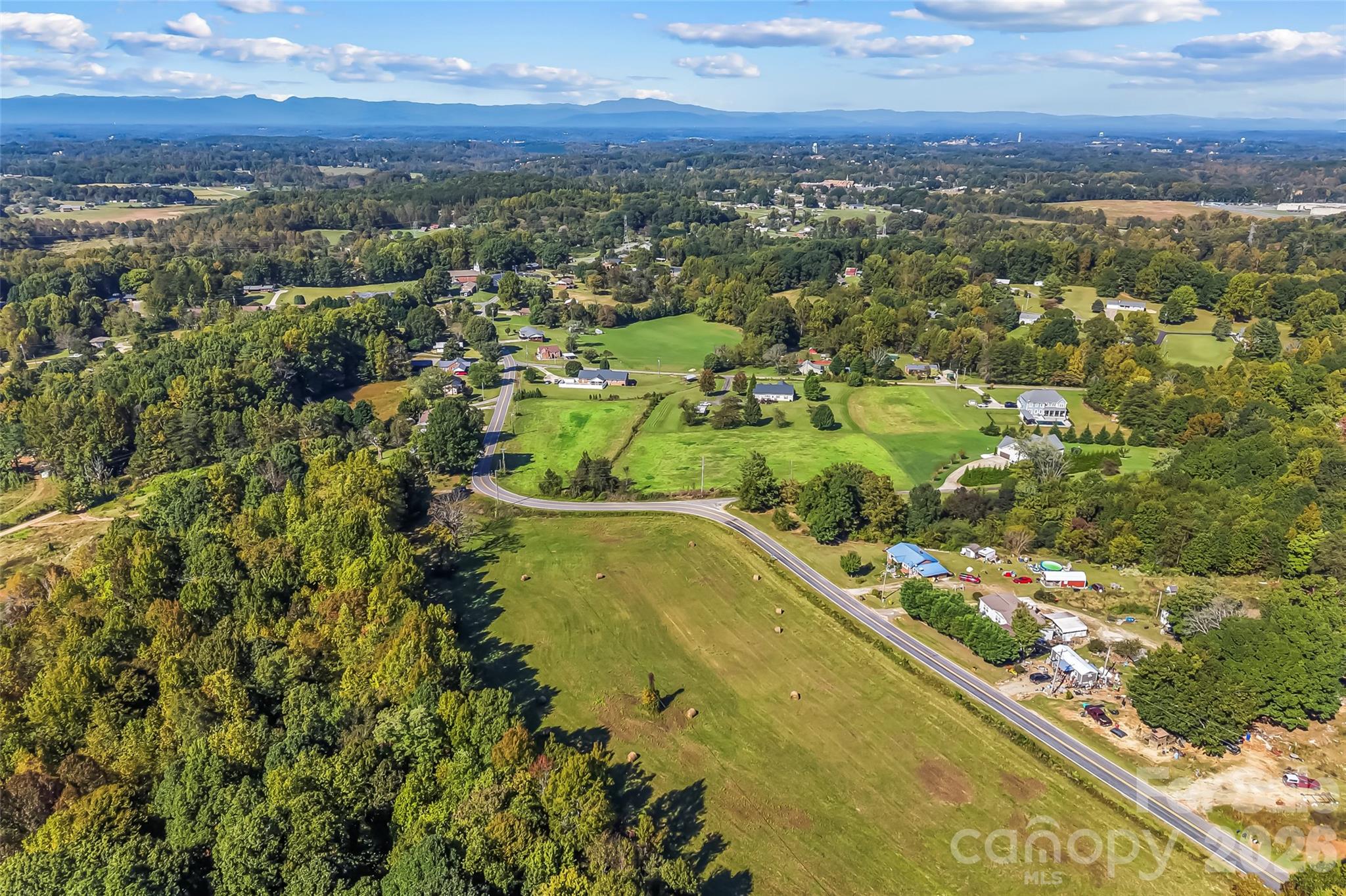 5246 & 5623 Burkemont Road Property Photo 4
