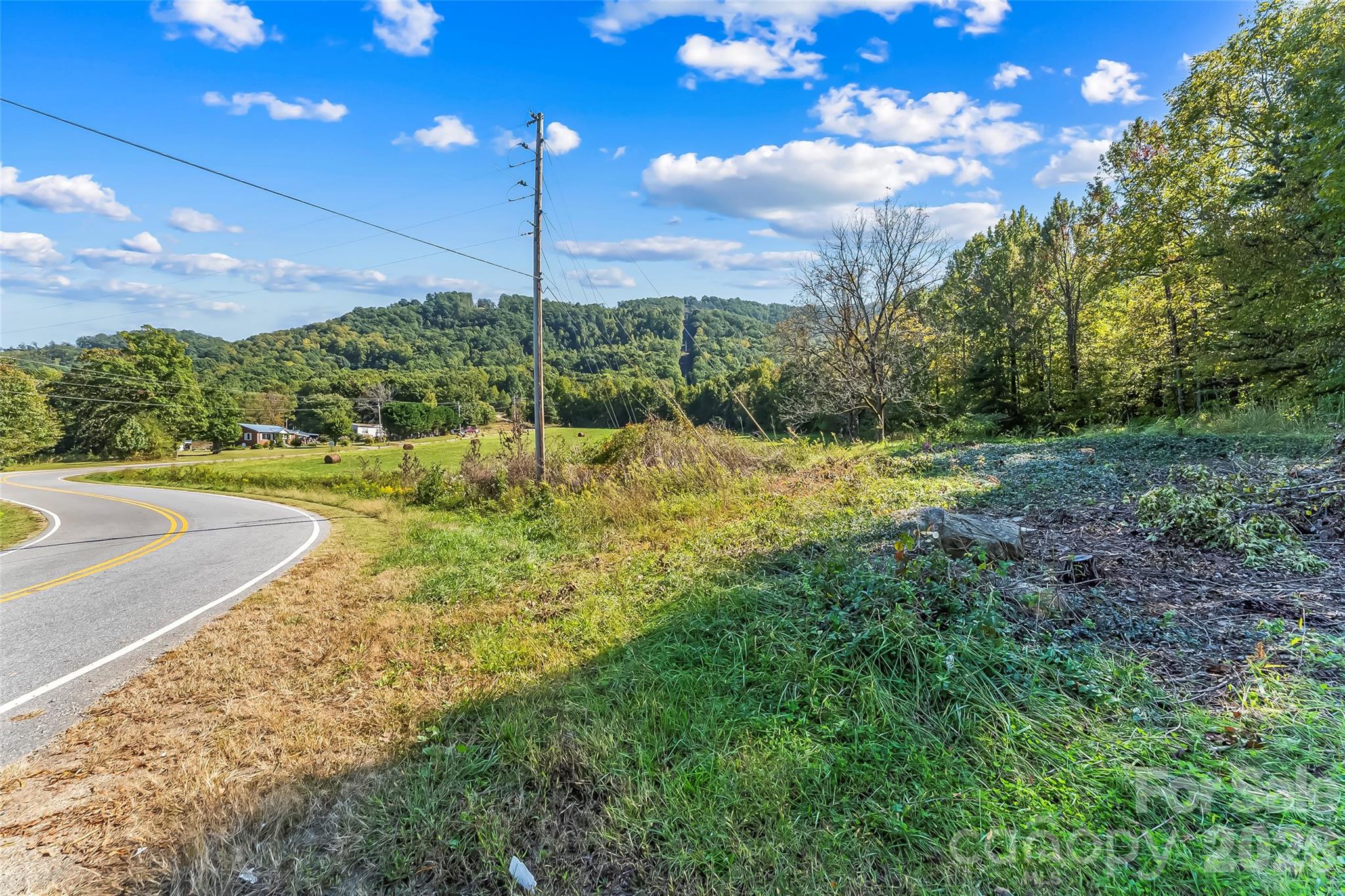 5246 & 5623 Burkemont Road Property Photo 9