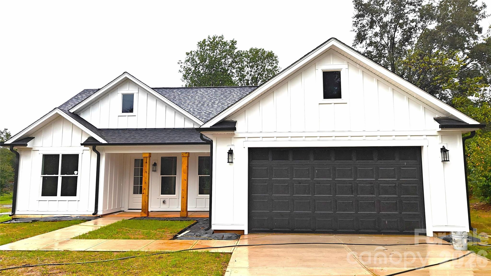 1848 Tin Mine Road Property Photo 1