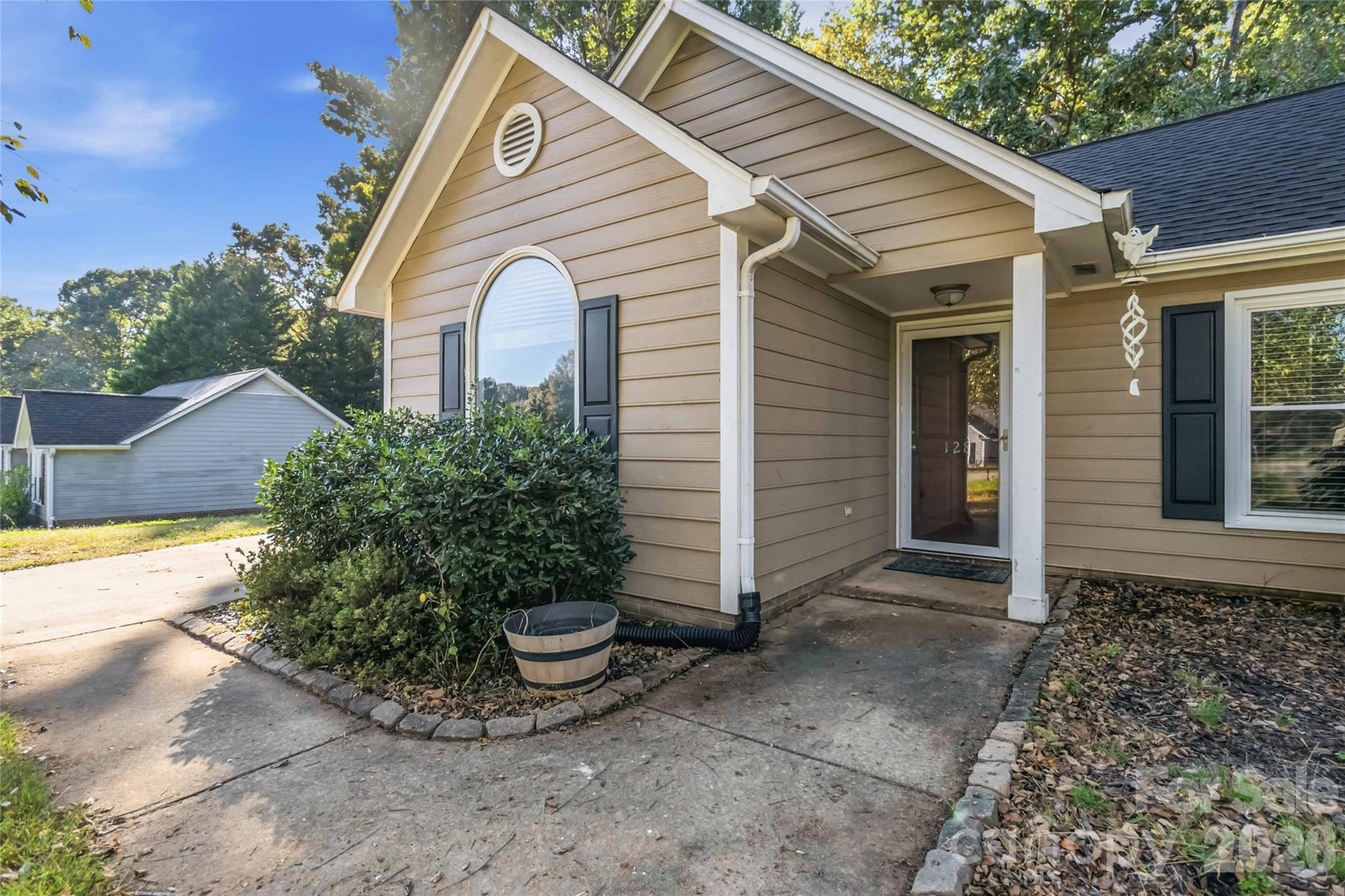 128 Weeping Willow Way Property Photo 6
