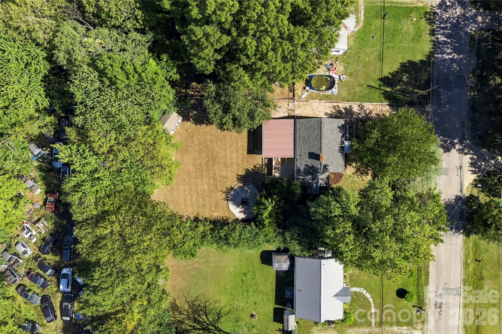 915 Skyway Drive Property Photo 29