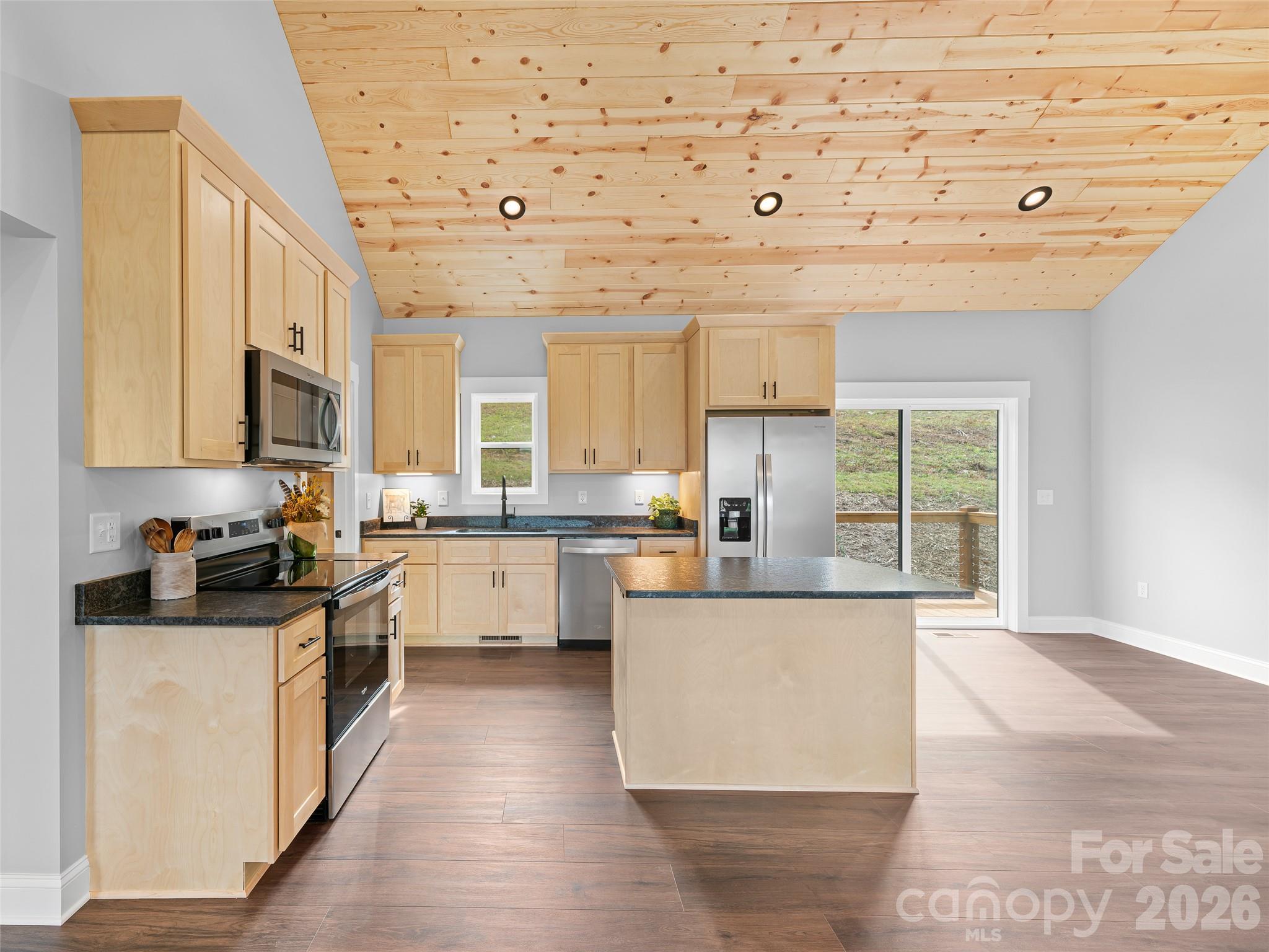 110 Shangrila Trail Property Photo 11