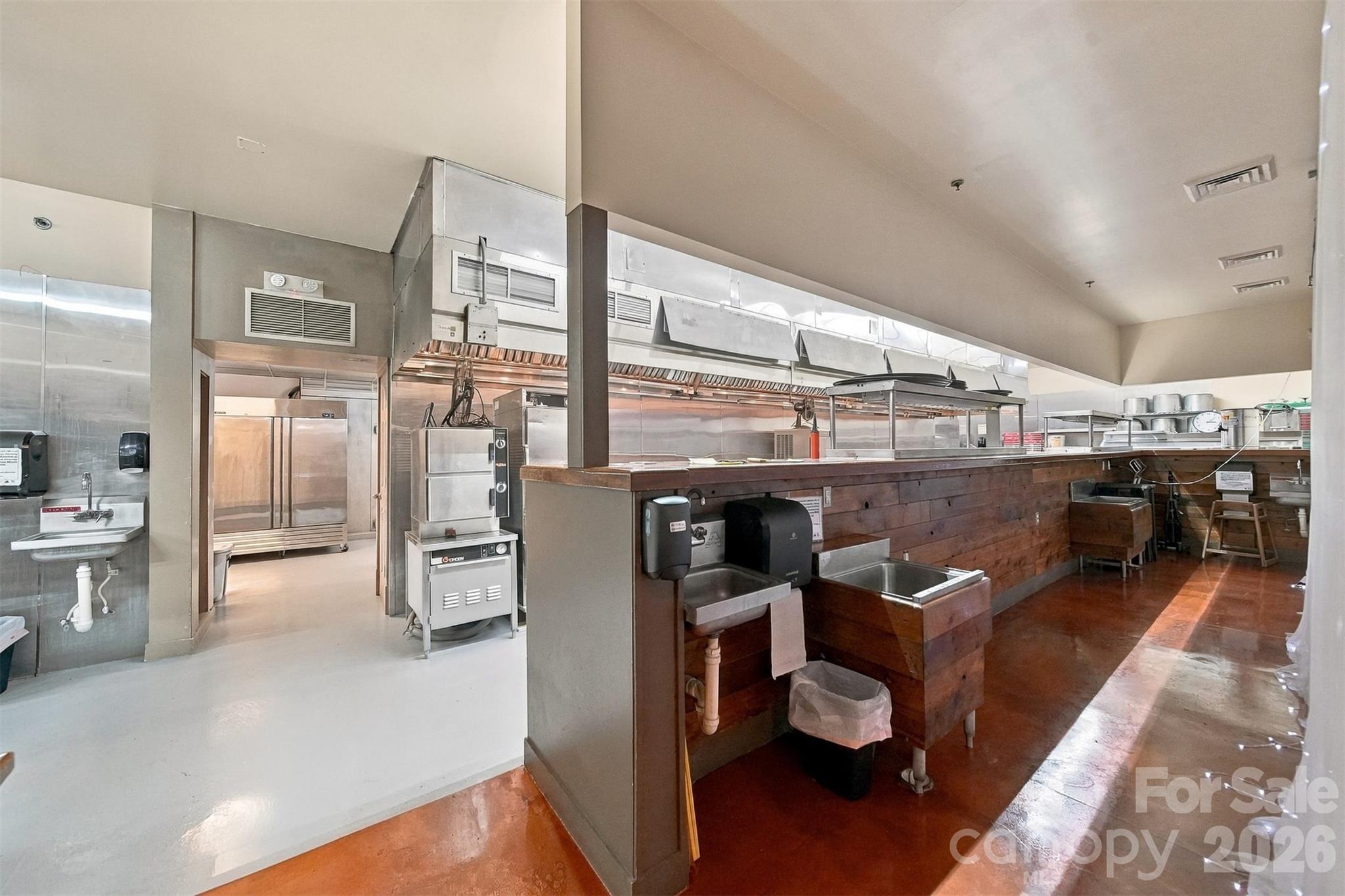 26 Commerce Drive Property Photo 18