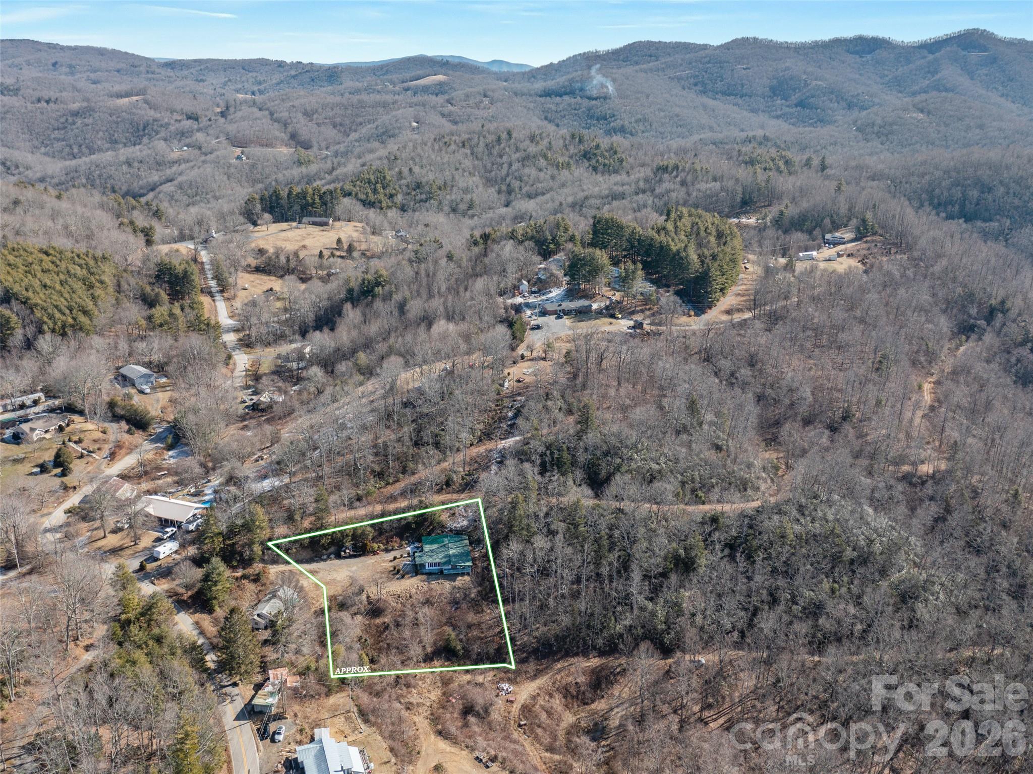 215 High View Trail Property Photo 5