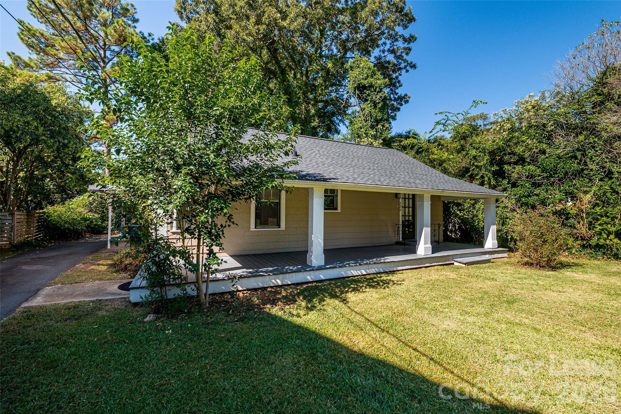 525 Forest Lane Property Photo 2