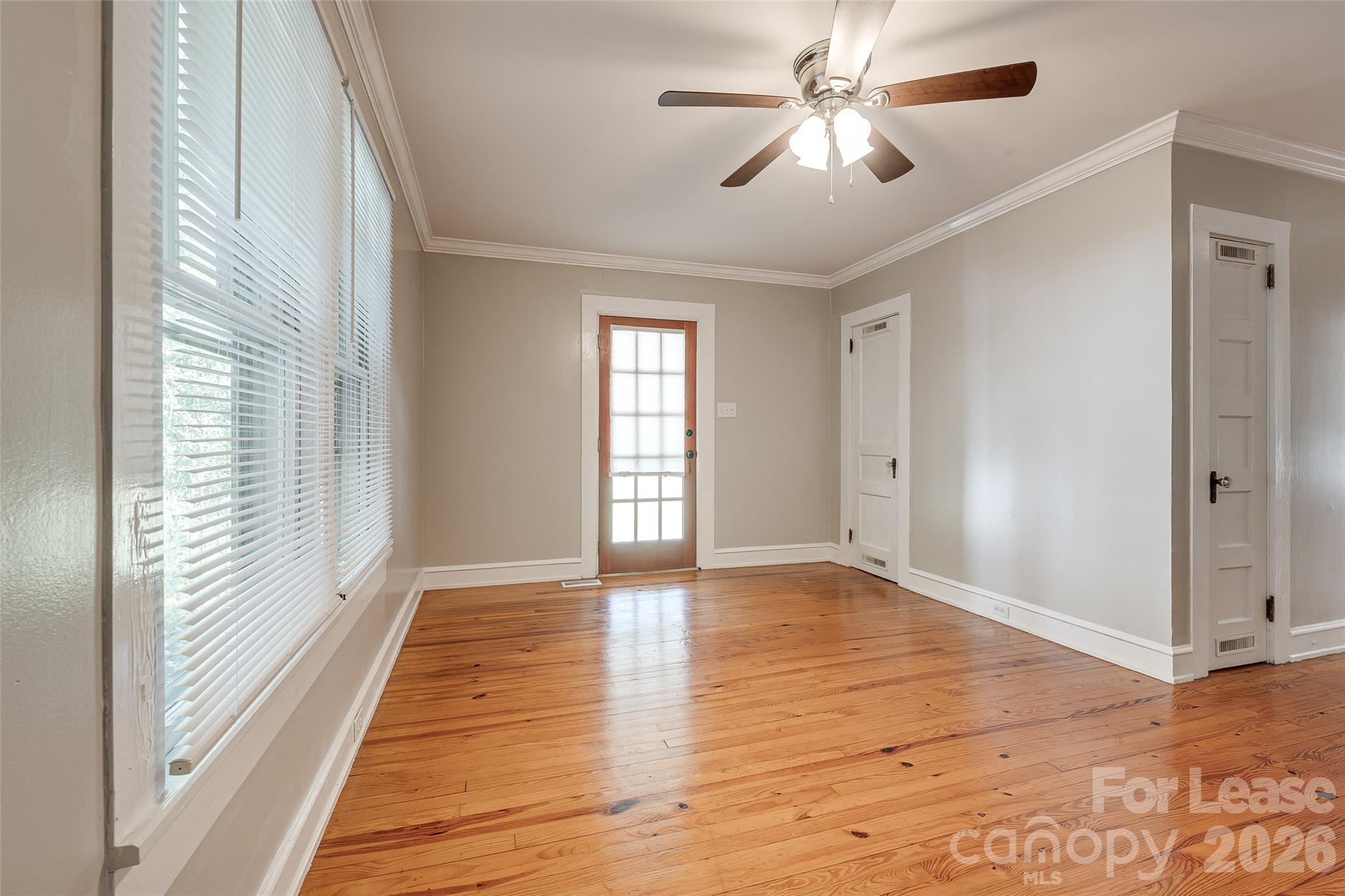 525 Forest Lane Property Photo 5