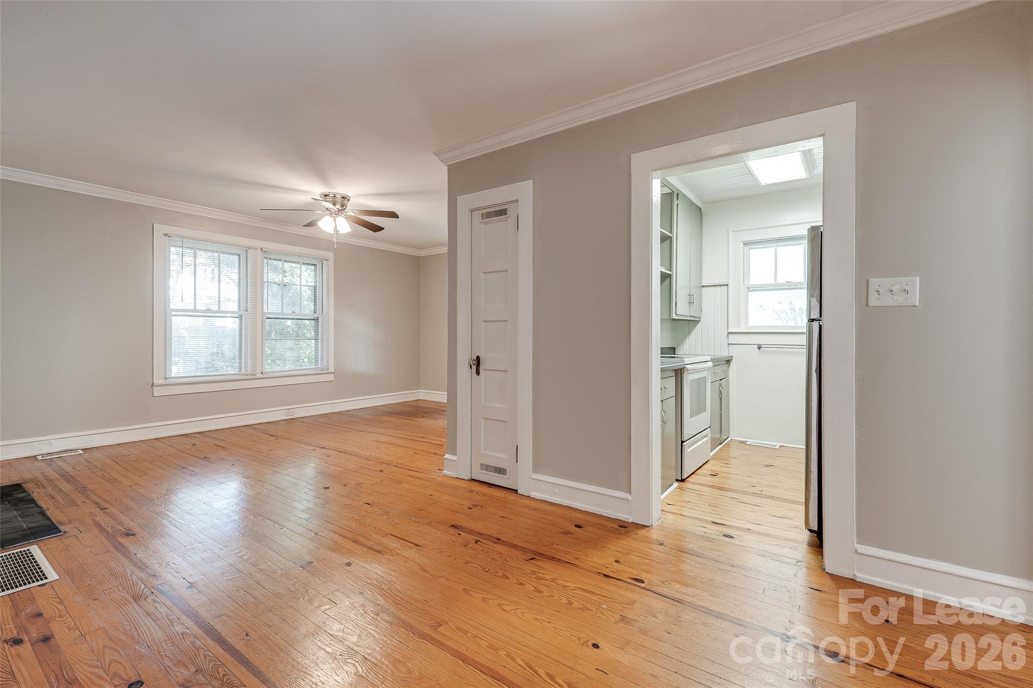 525 Forest Lane Property Photo 14