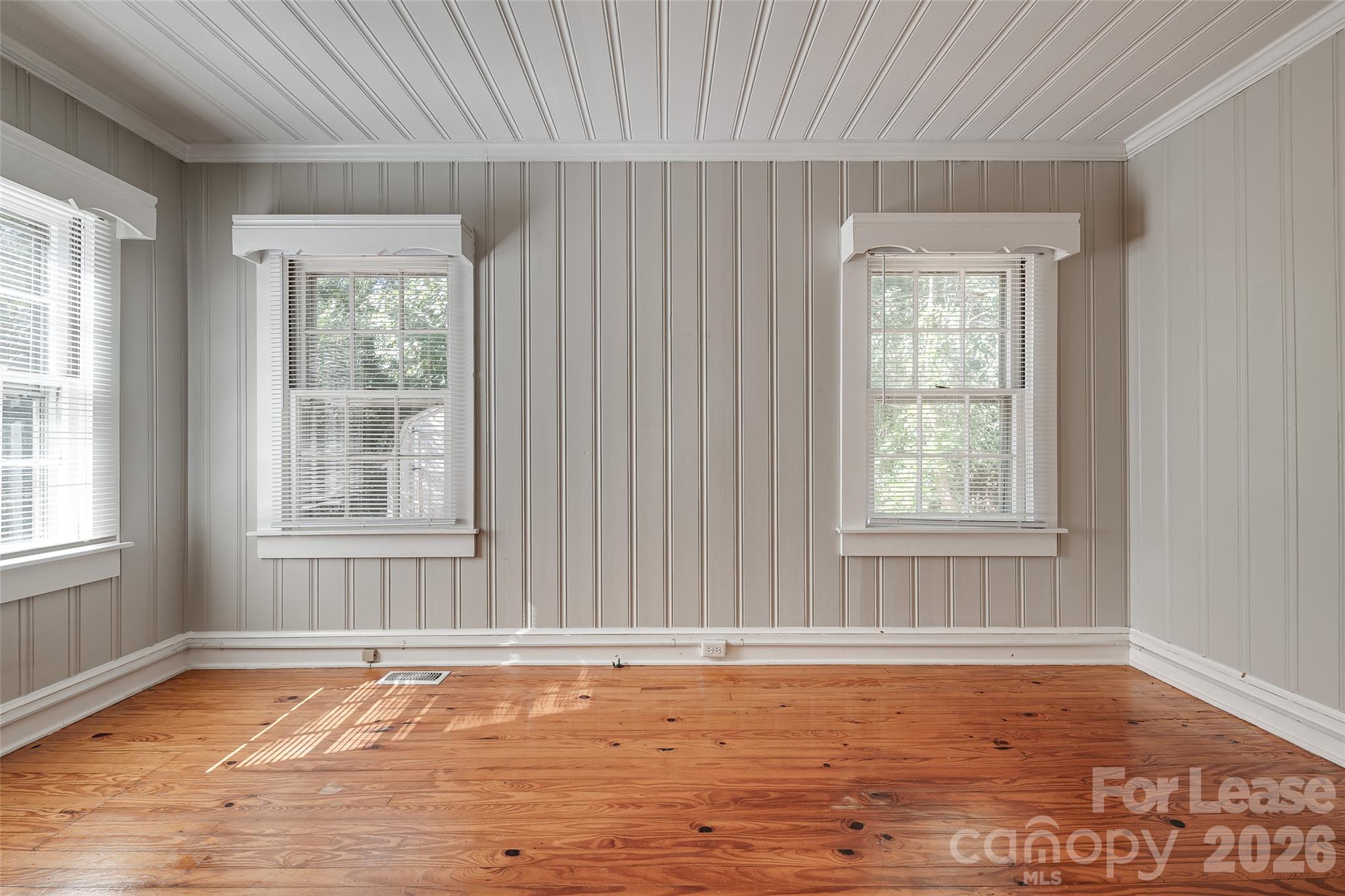 525 Forest Lane Property Photo 19