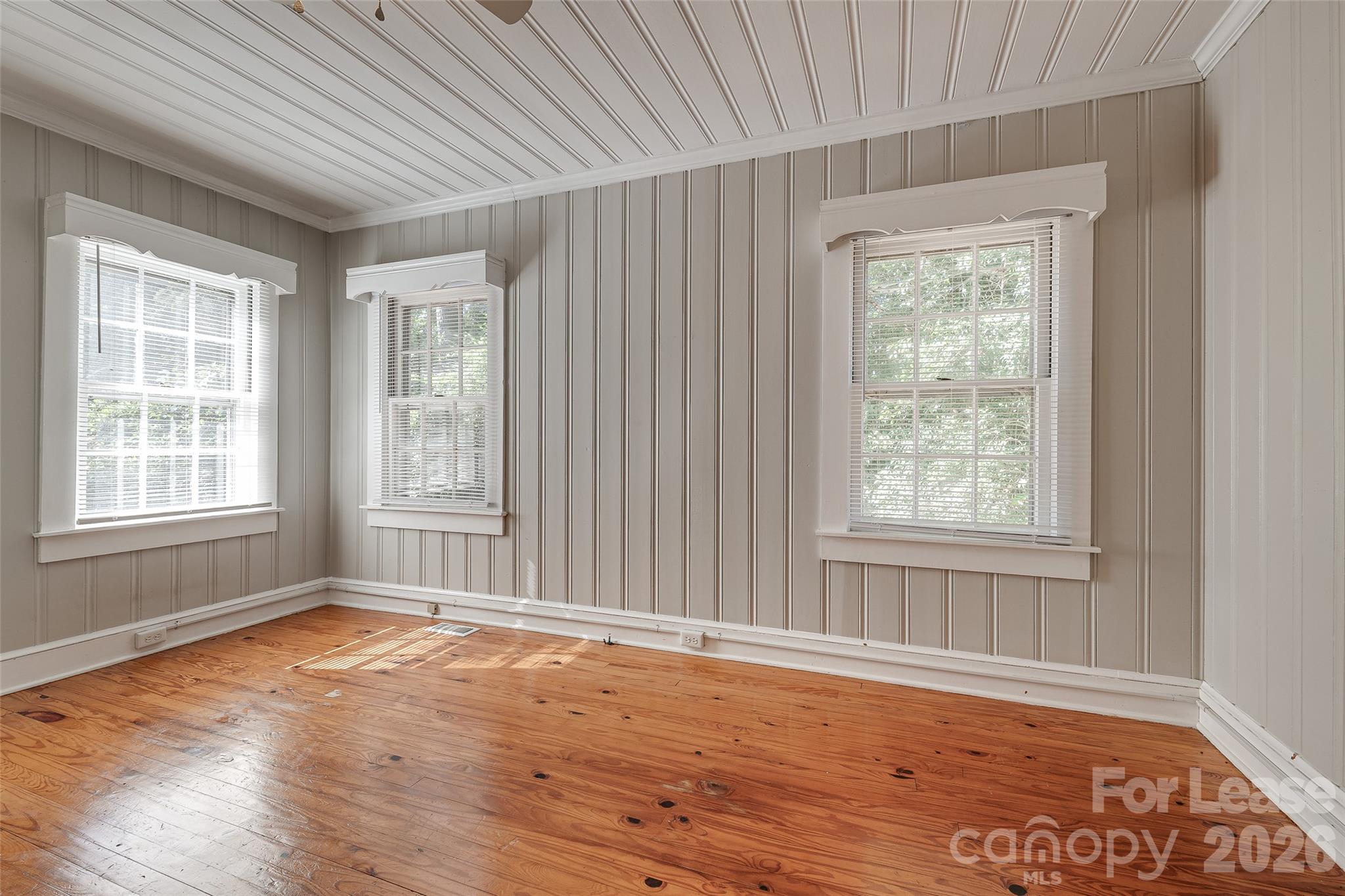 525 Forest Lane Property Photo 30