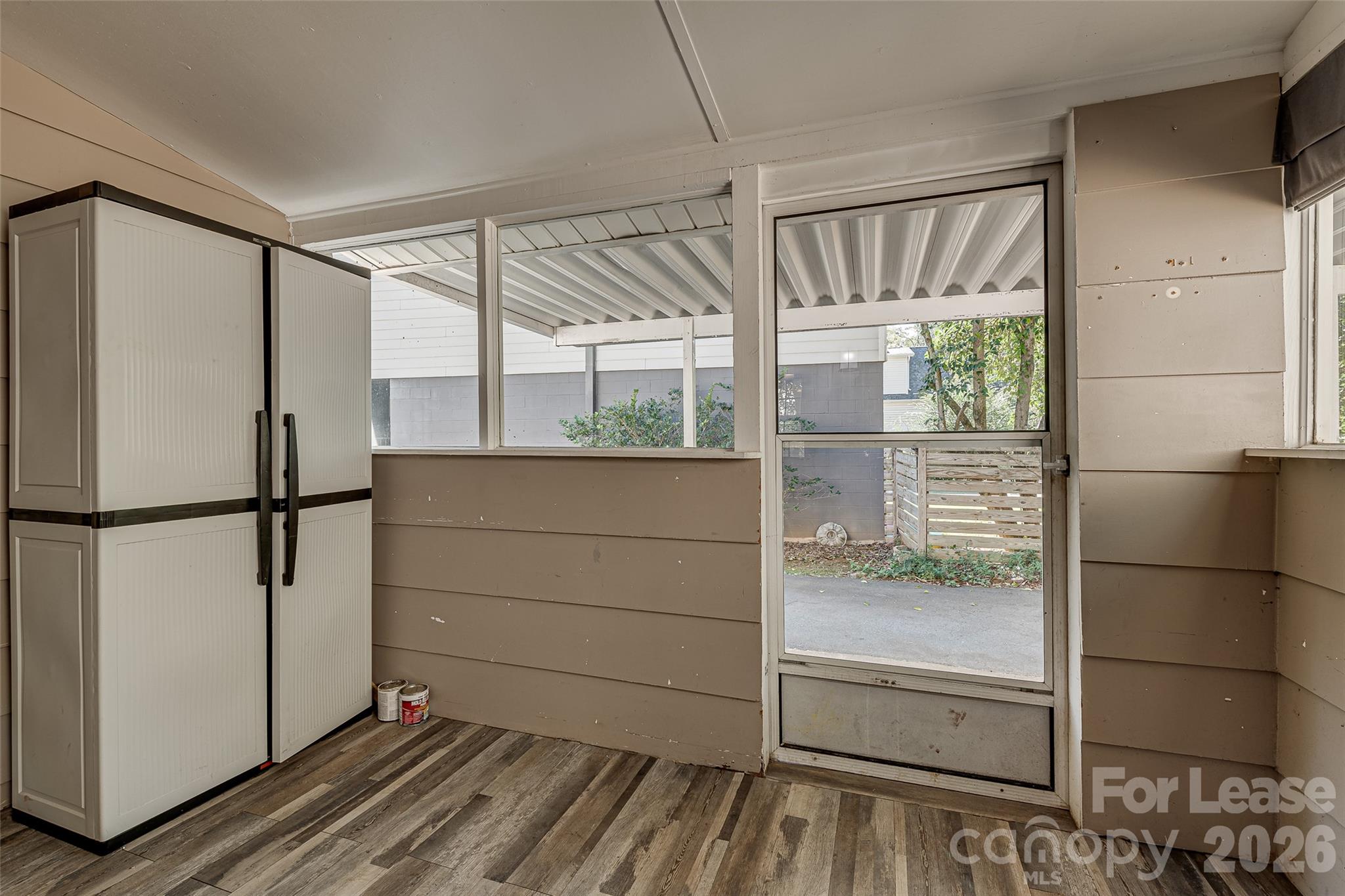 525 Forest Lane Property Photo 37
