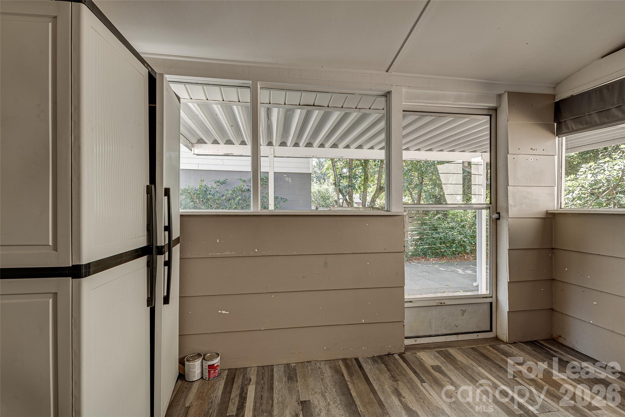 525 Forest Lane Property Photo 38