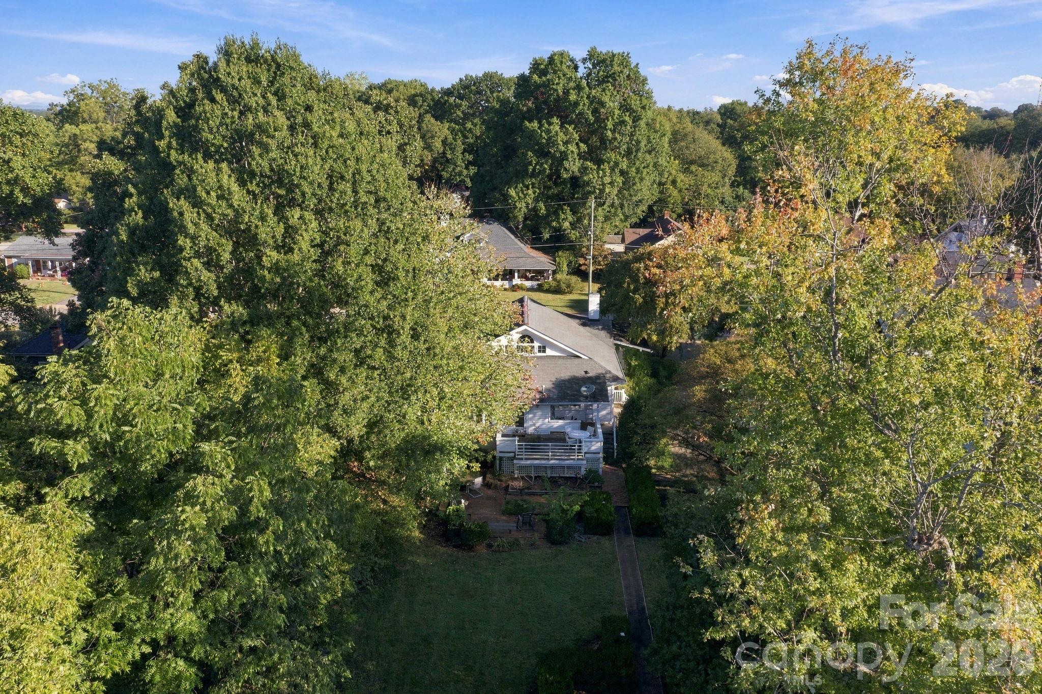 301 8th Street Property Photo 24