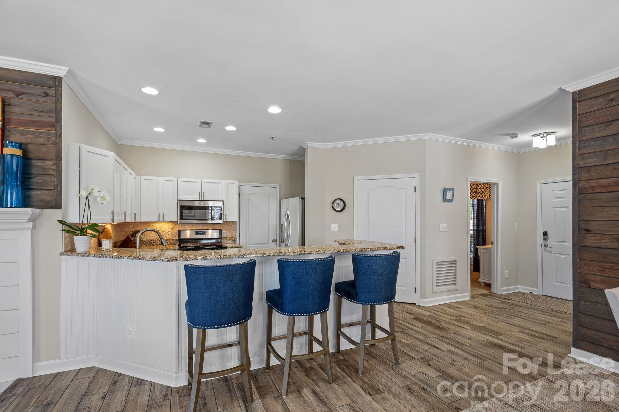 18609 Harborside Drive Property Photo 11