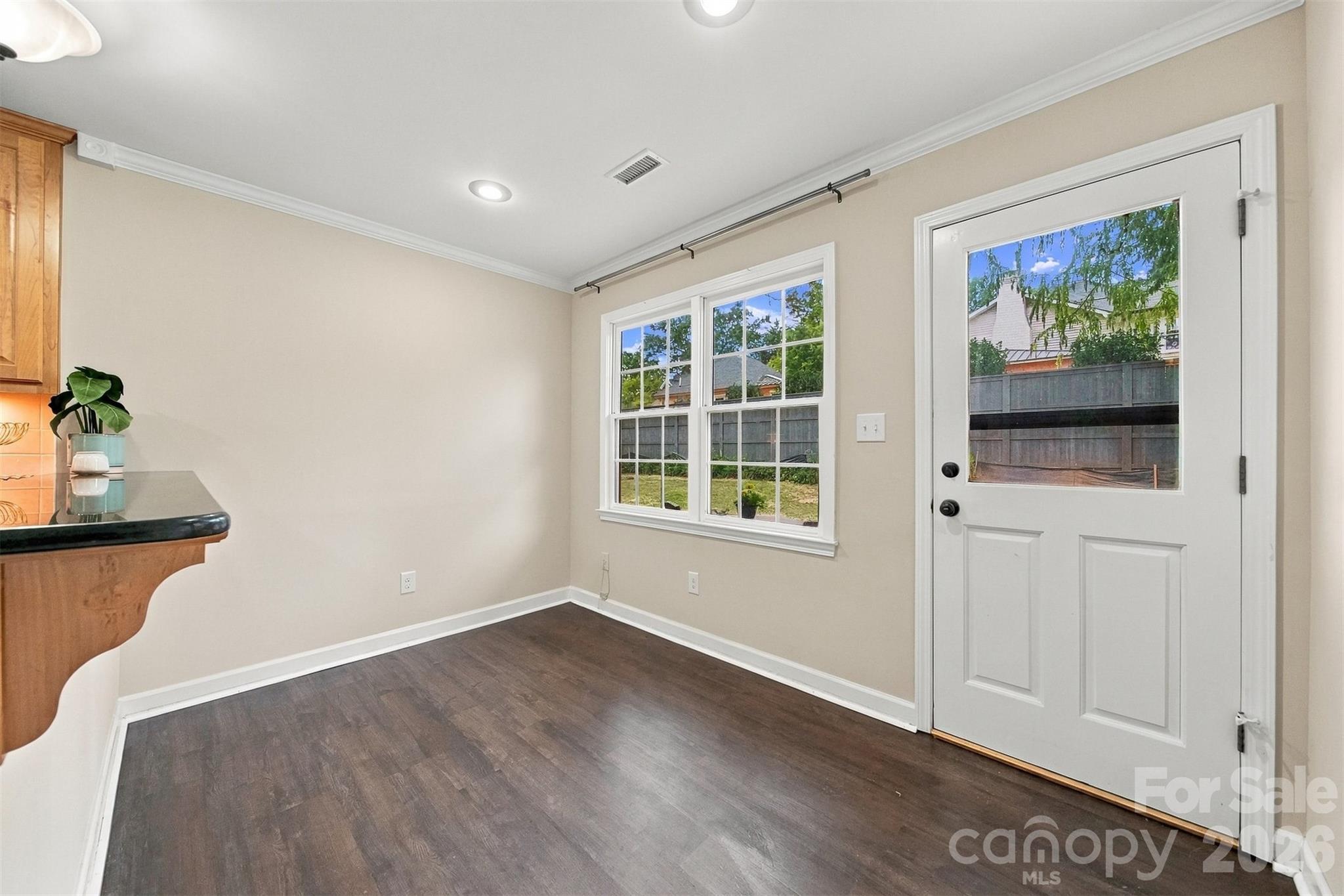 414 4th Avenue Property Photo 11