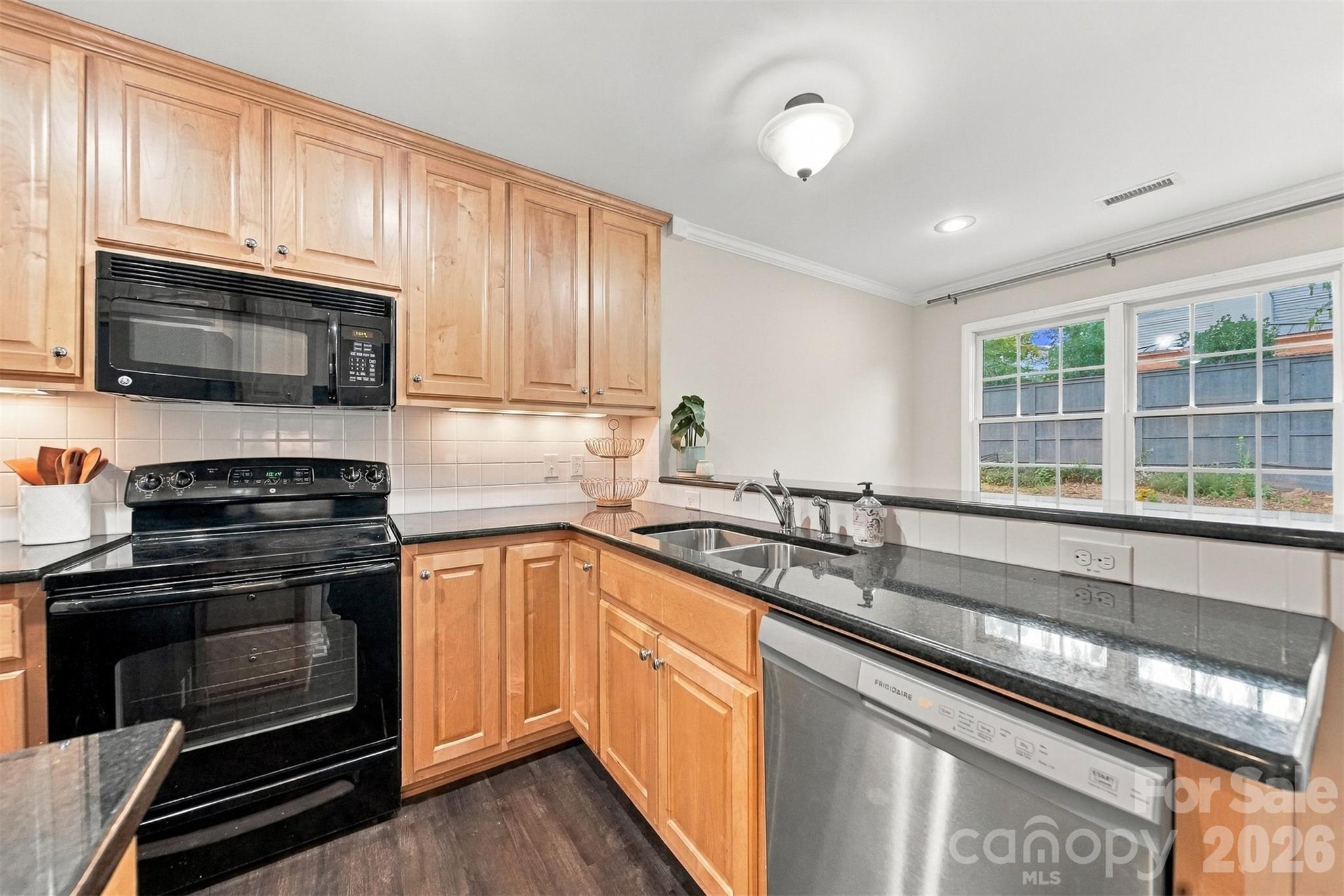414 4th Avenue Property Photo 18