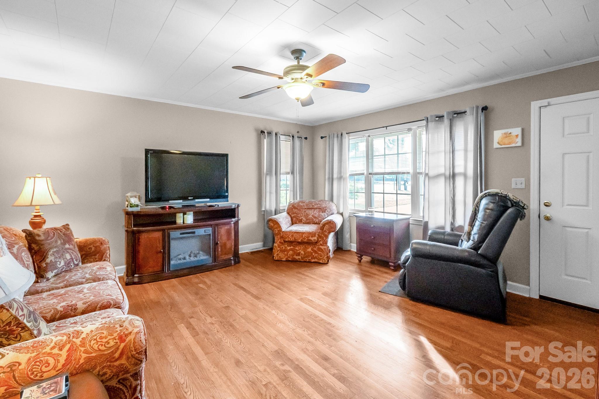 304 Sumter Street Property Photo 11